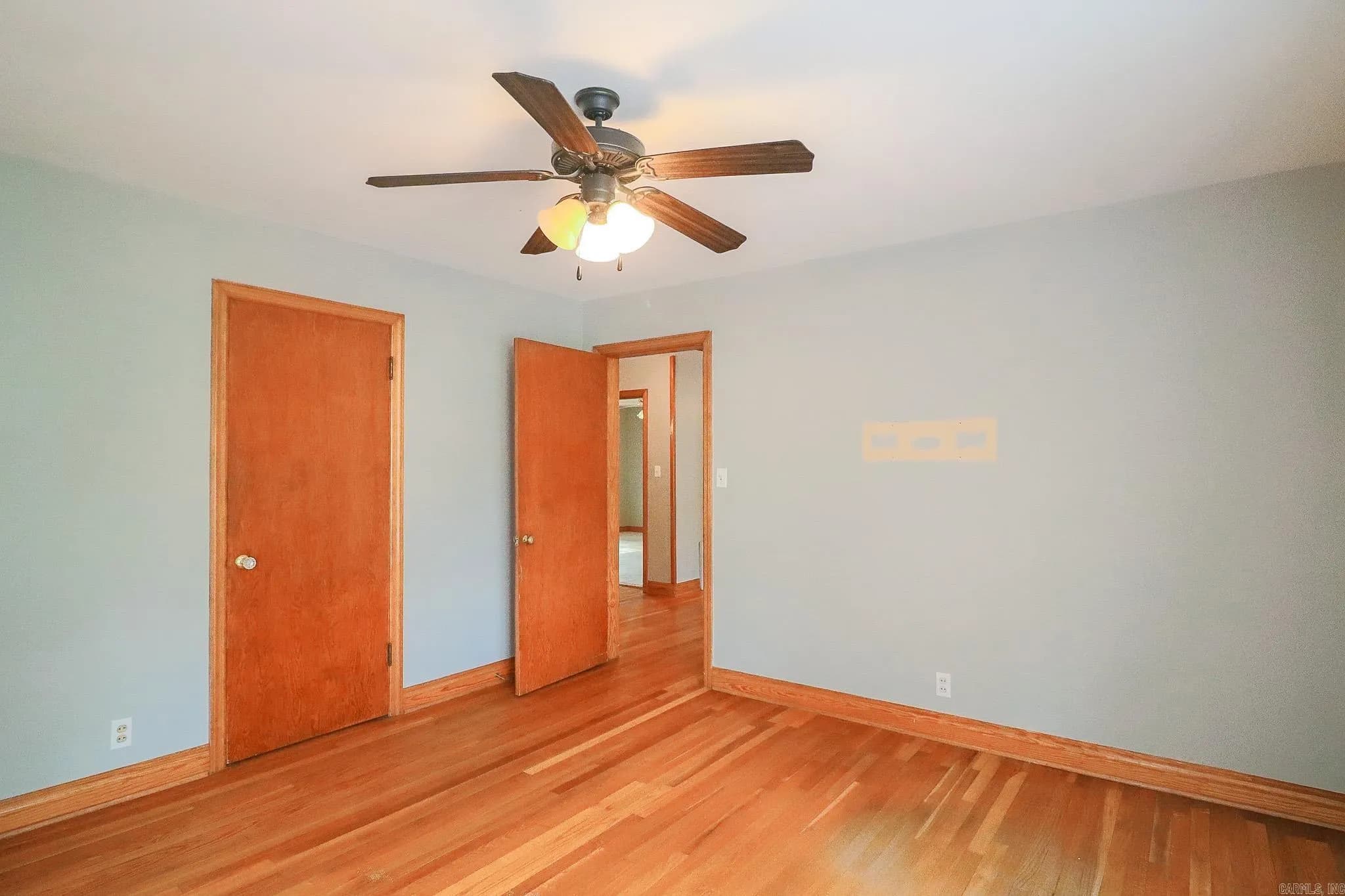 Property at 201  Hughey - Image 31