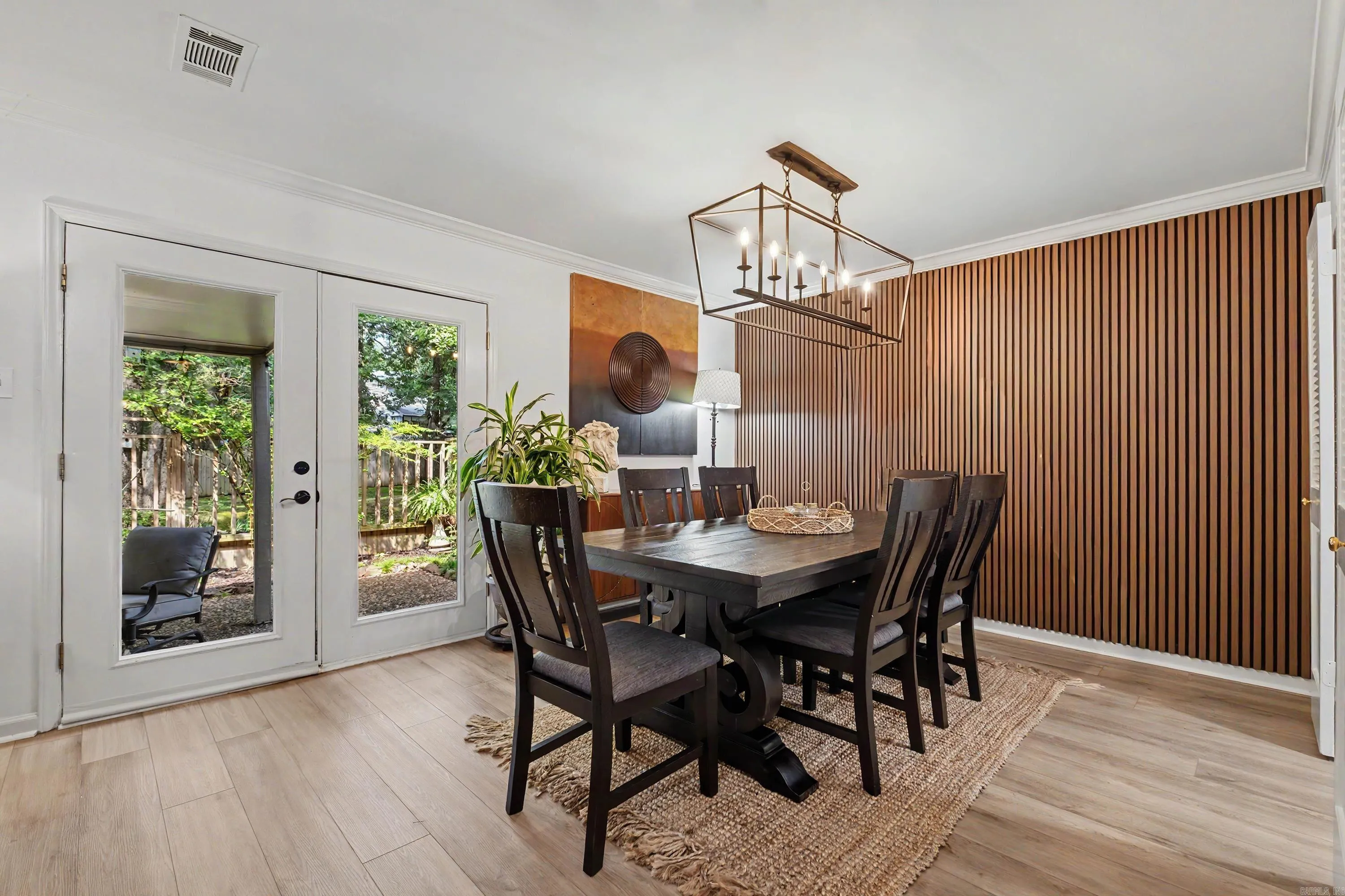 Property at 20  Kingsbridge - Image 4