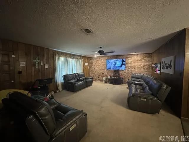 Property at 68  Eastwood drive - Image 2