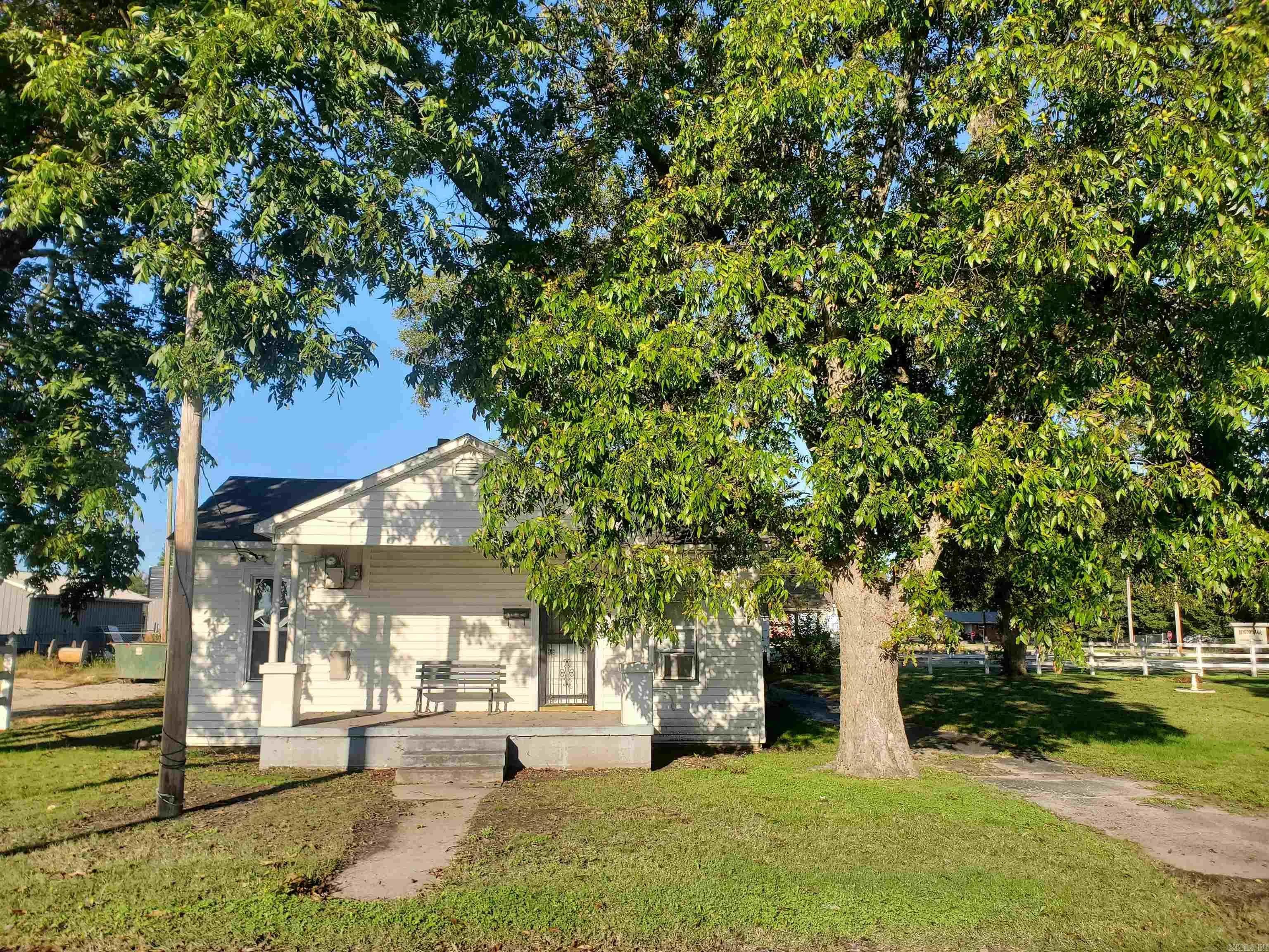 Property at 152 N Moore - Image 1