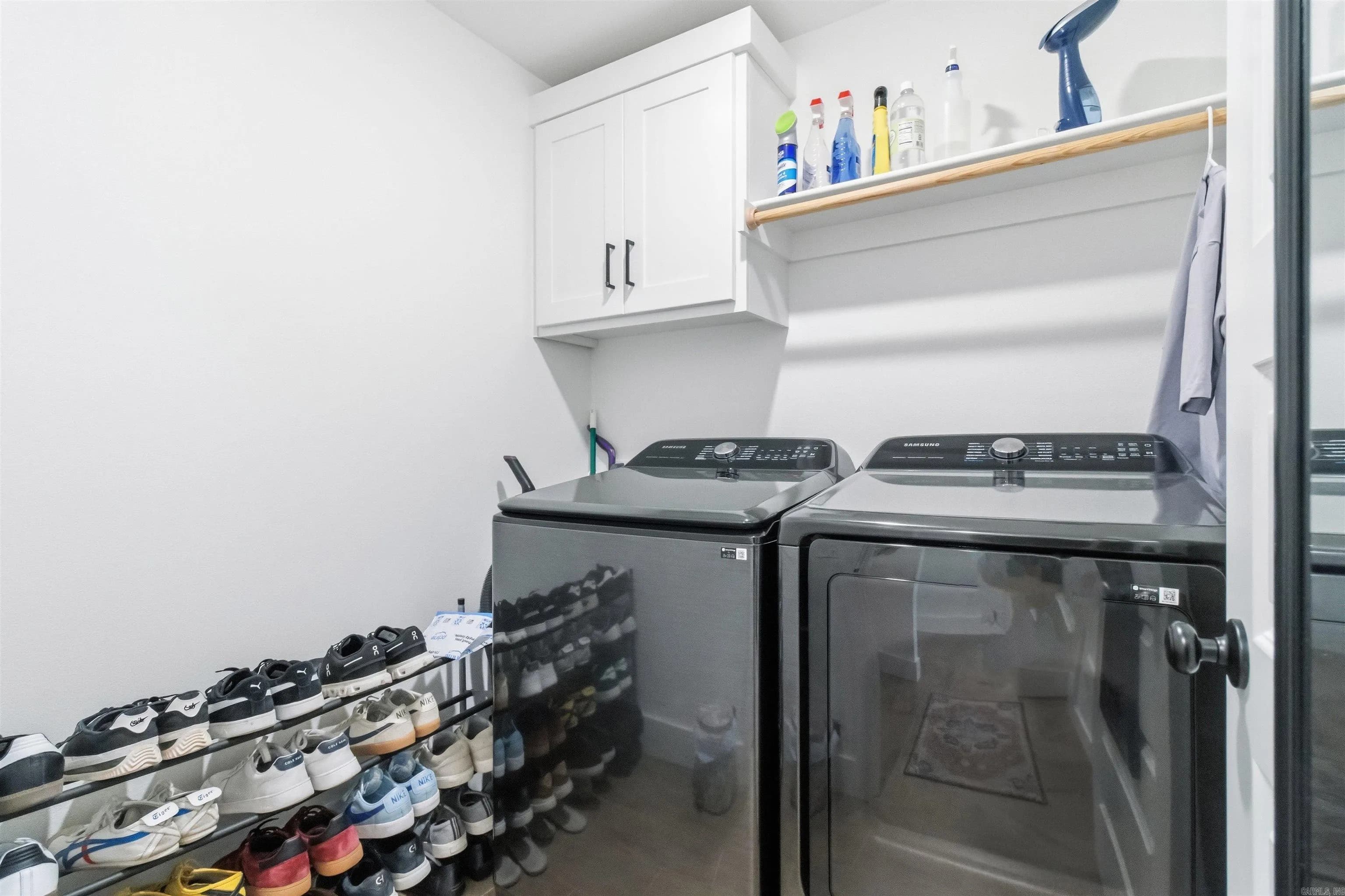 Property at 430  Snapdragon - Image 19
