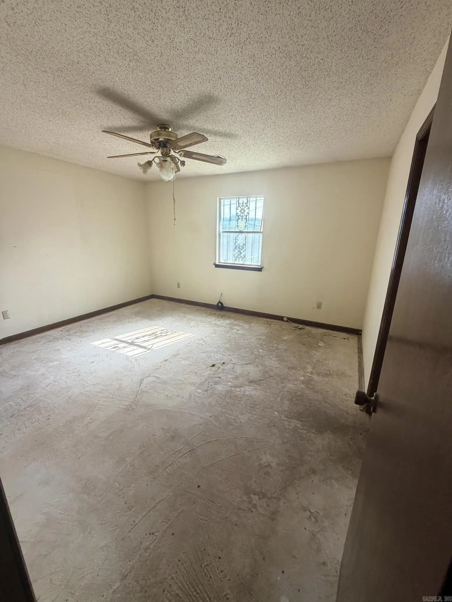 Property at 9802  Dobby - Image 8