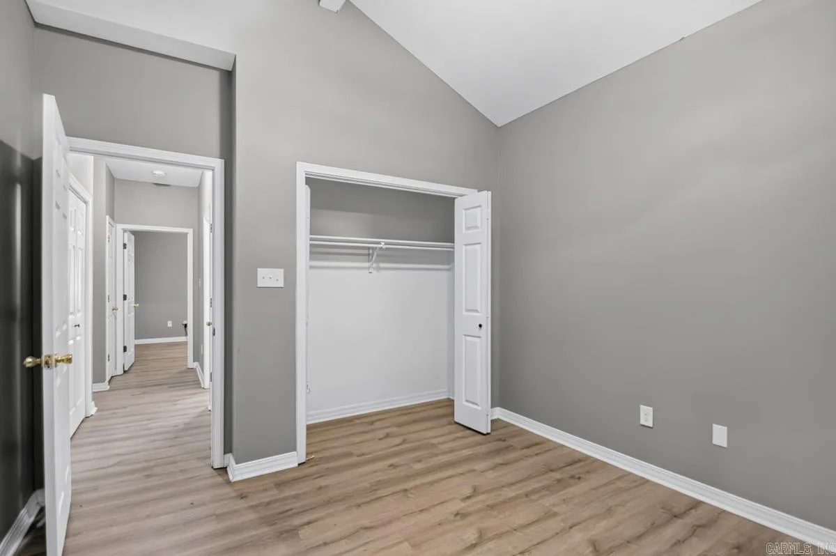 Property at 26  Bent tree - Image 18
