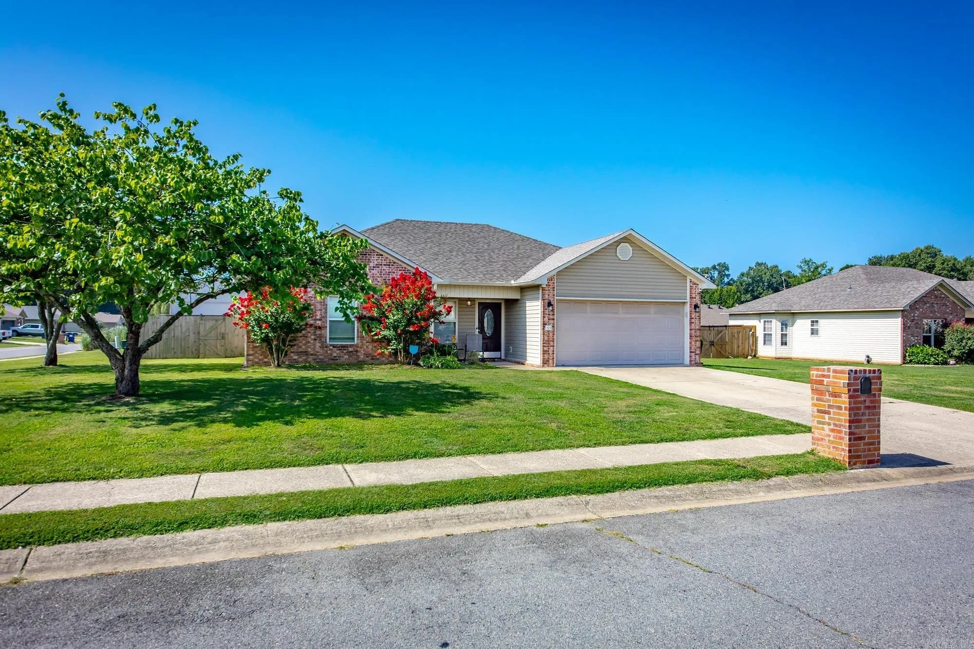 Property at 19  Seminole circle - Image 1