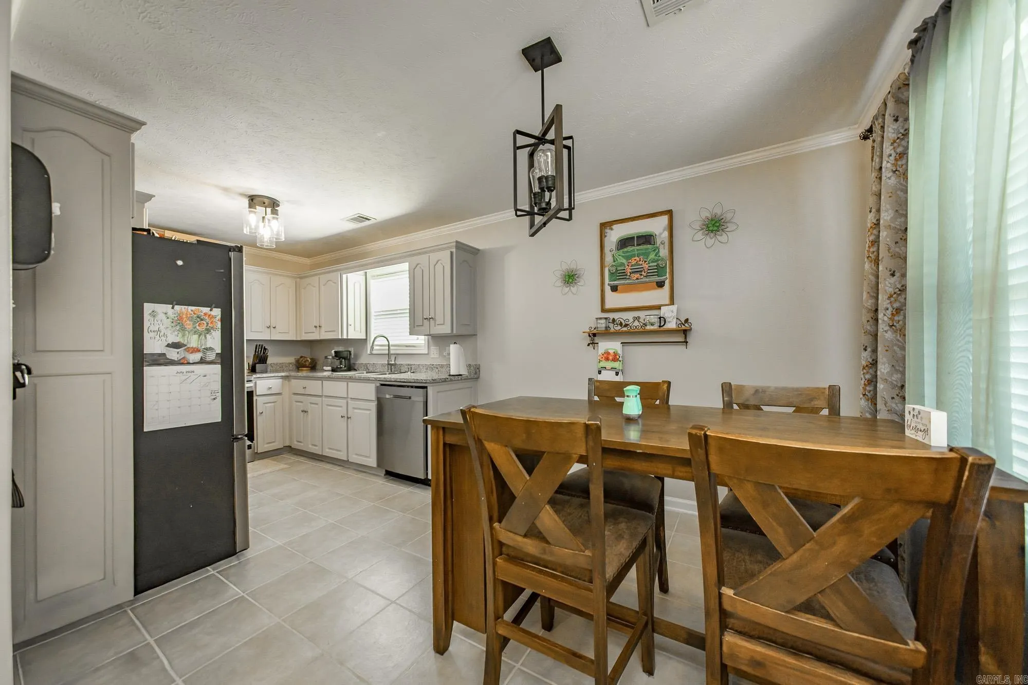 Property at 19  Seminole circle - Image 11