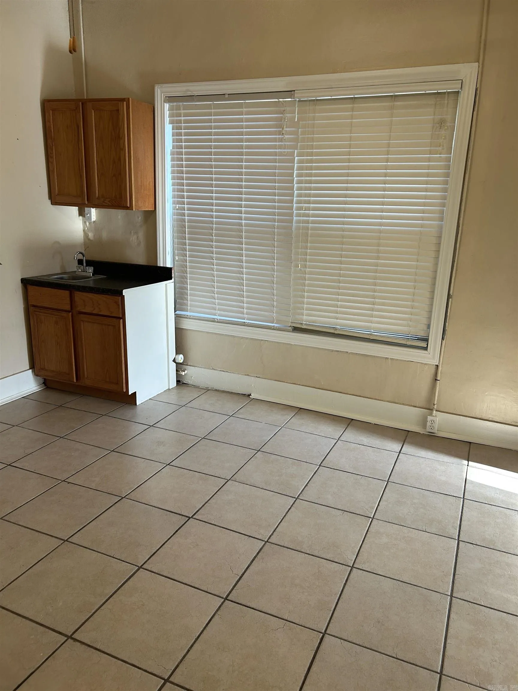Property at 121 N Center - Image 22