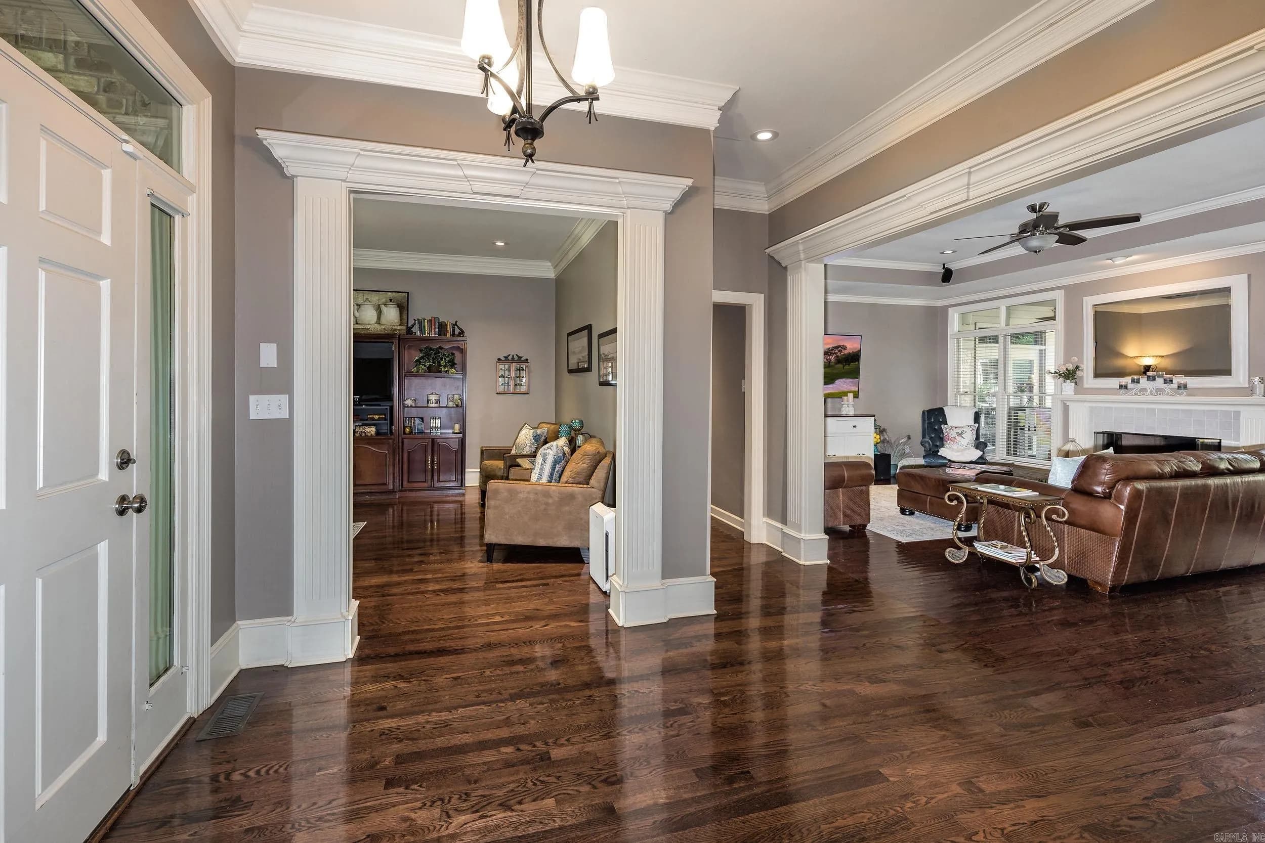 Property at 6  Piney - Image 8