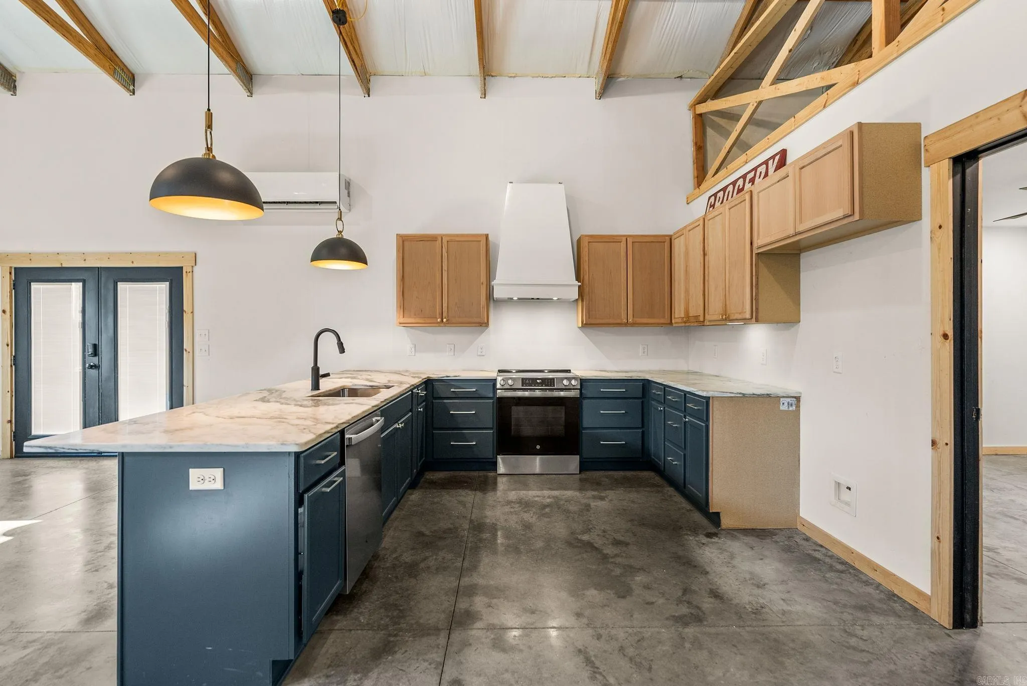 Property at 144  Sawmill - Image 25