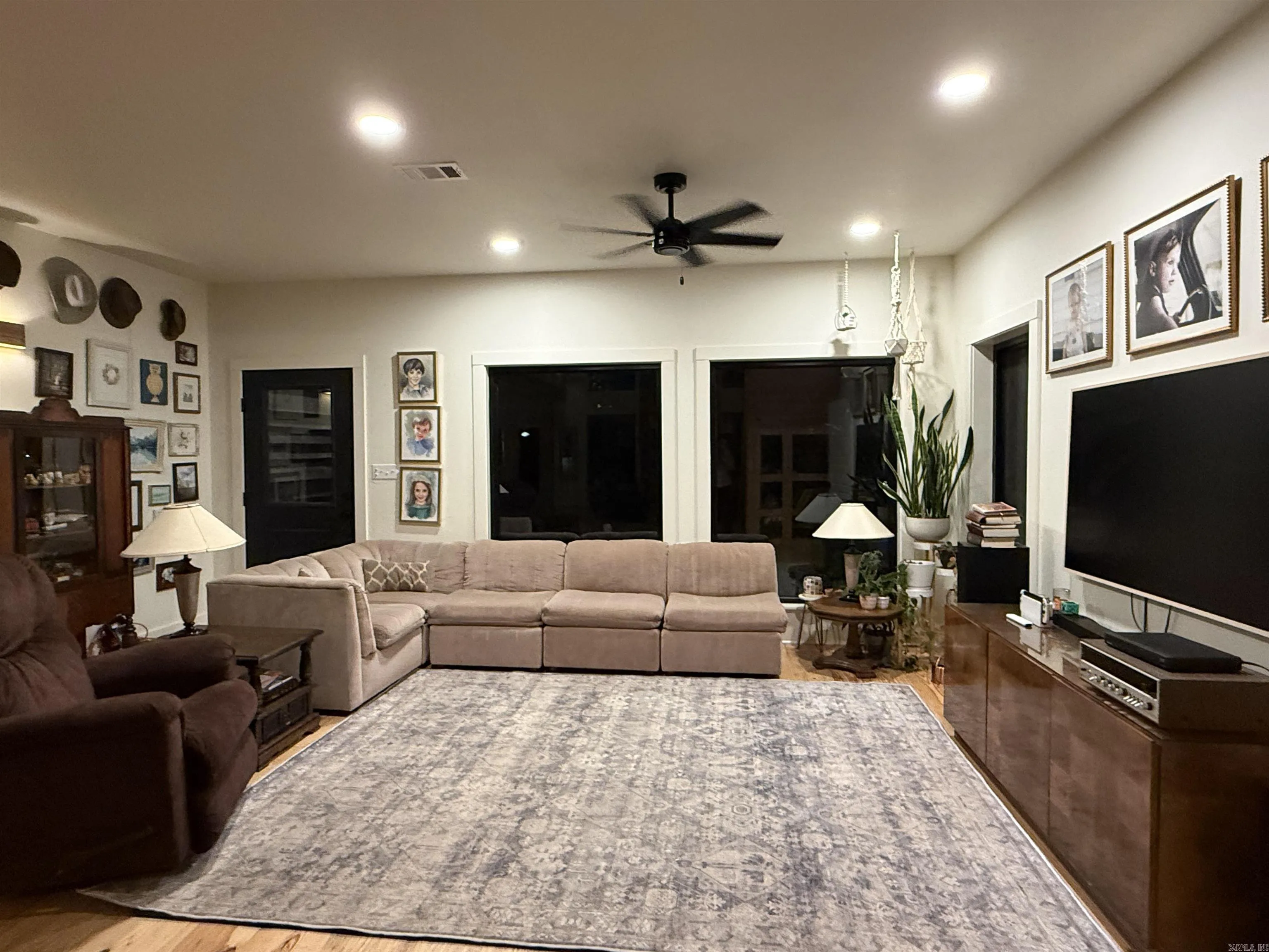 Property at 97  Shadow ridge - Image 13