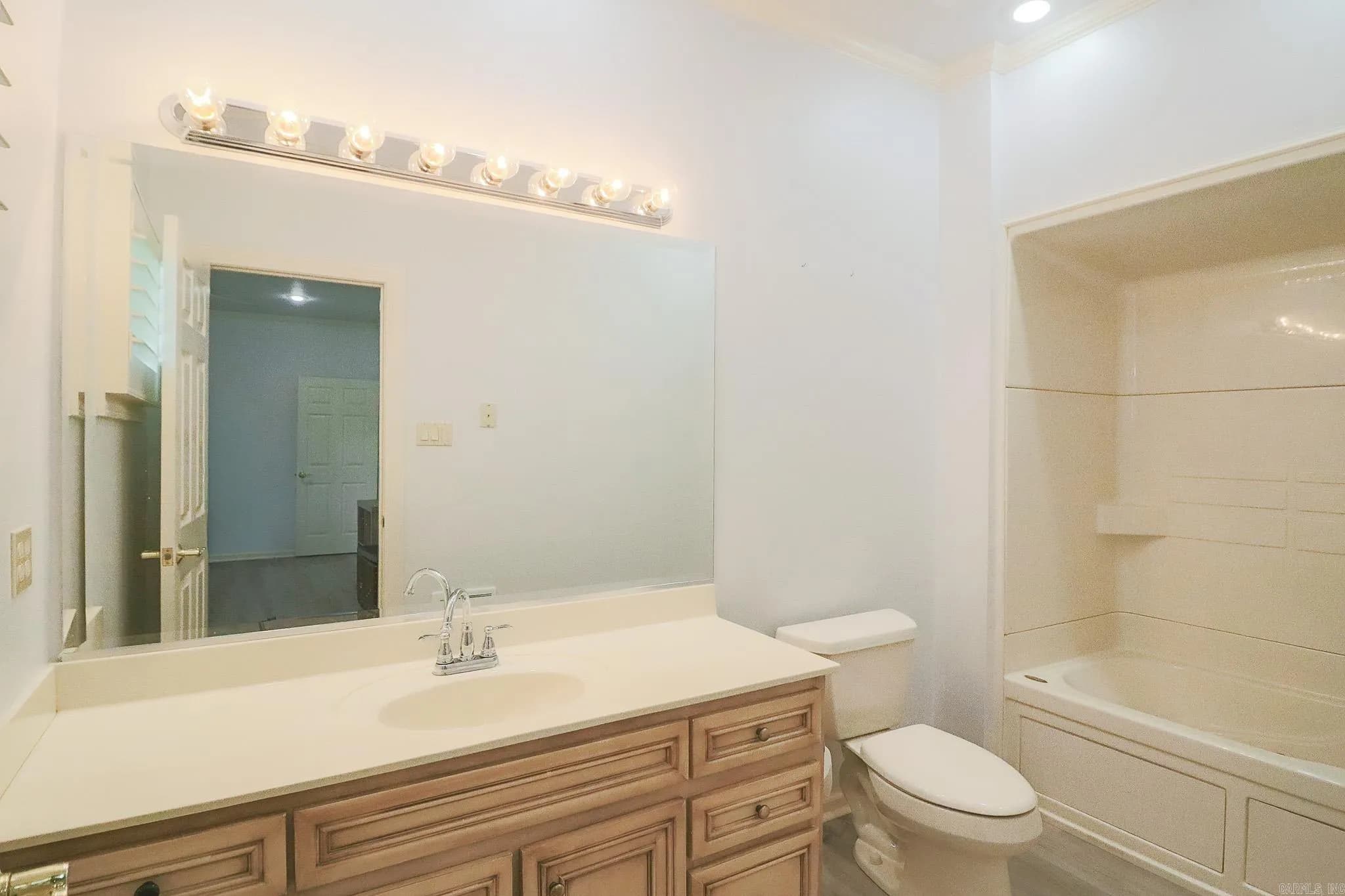 Property at 4000  Ridgepointe - Image 30
