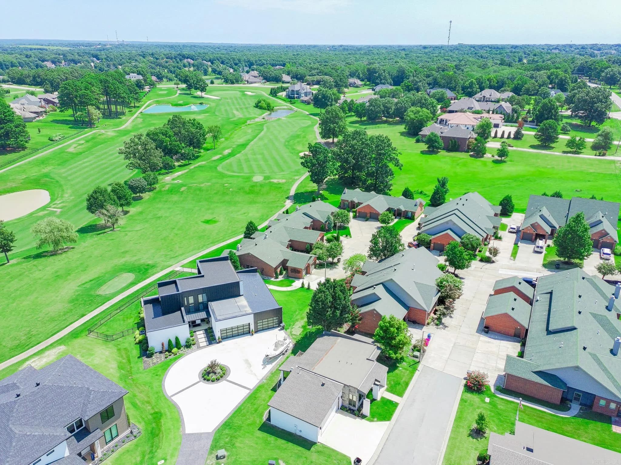 Property at 4000  Ridgepointe - Image 6