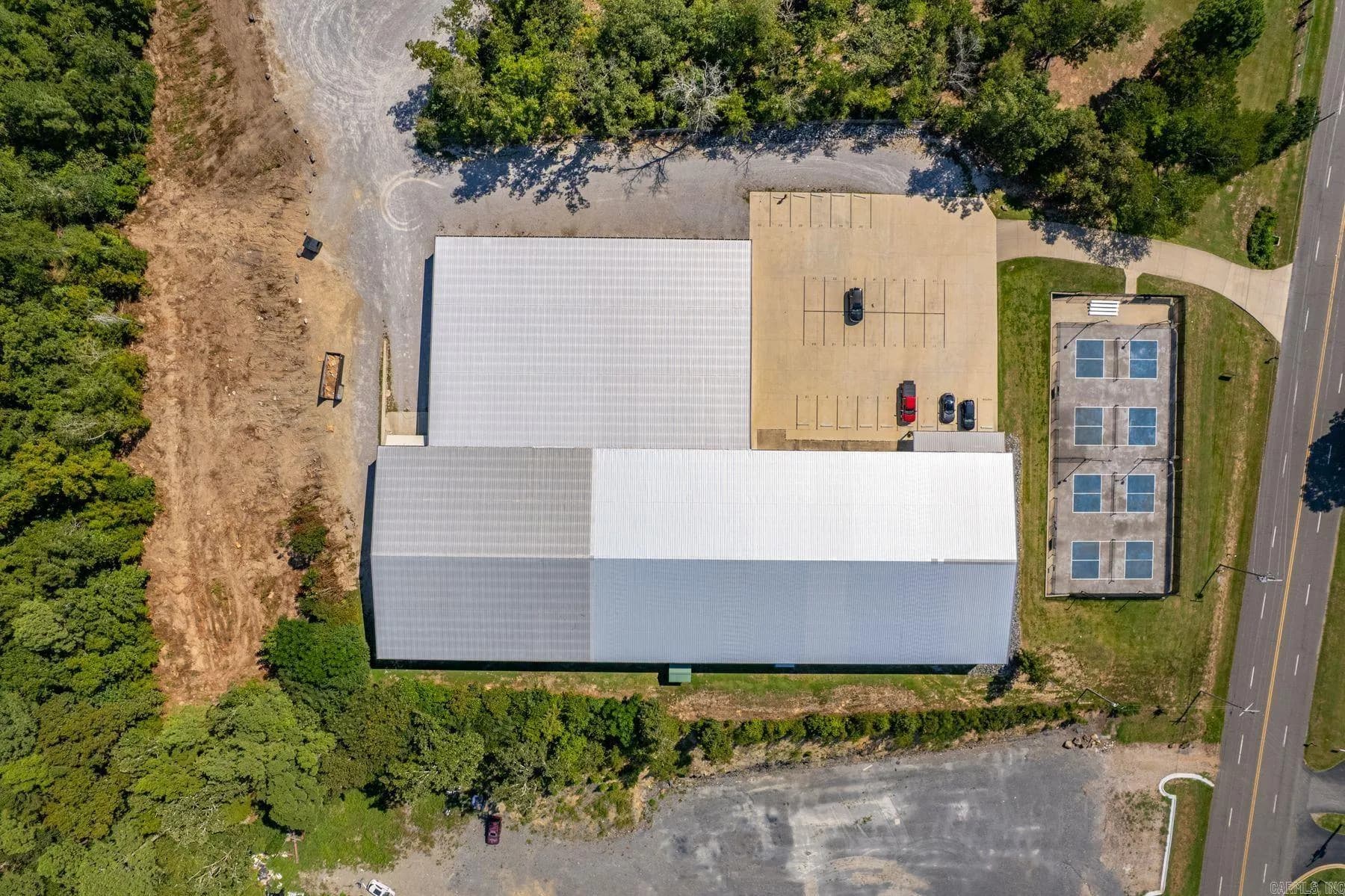 Property at 736 (10k-sf)  Mid america boulevard - Image 15
