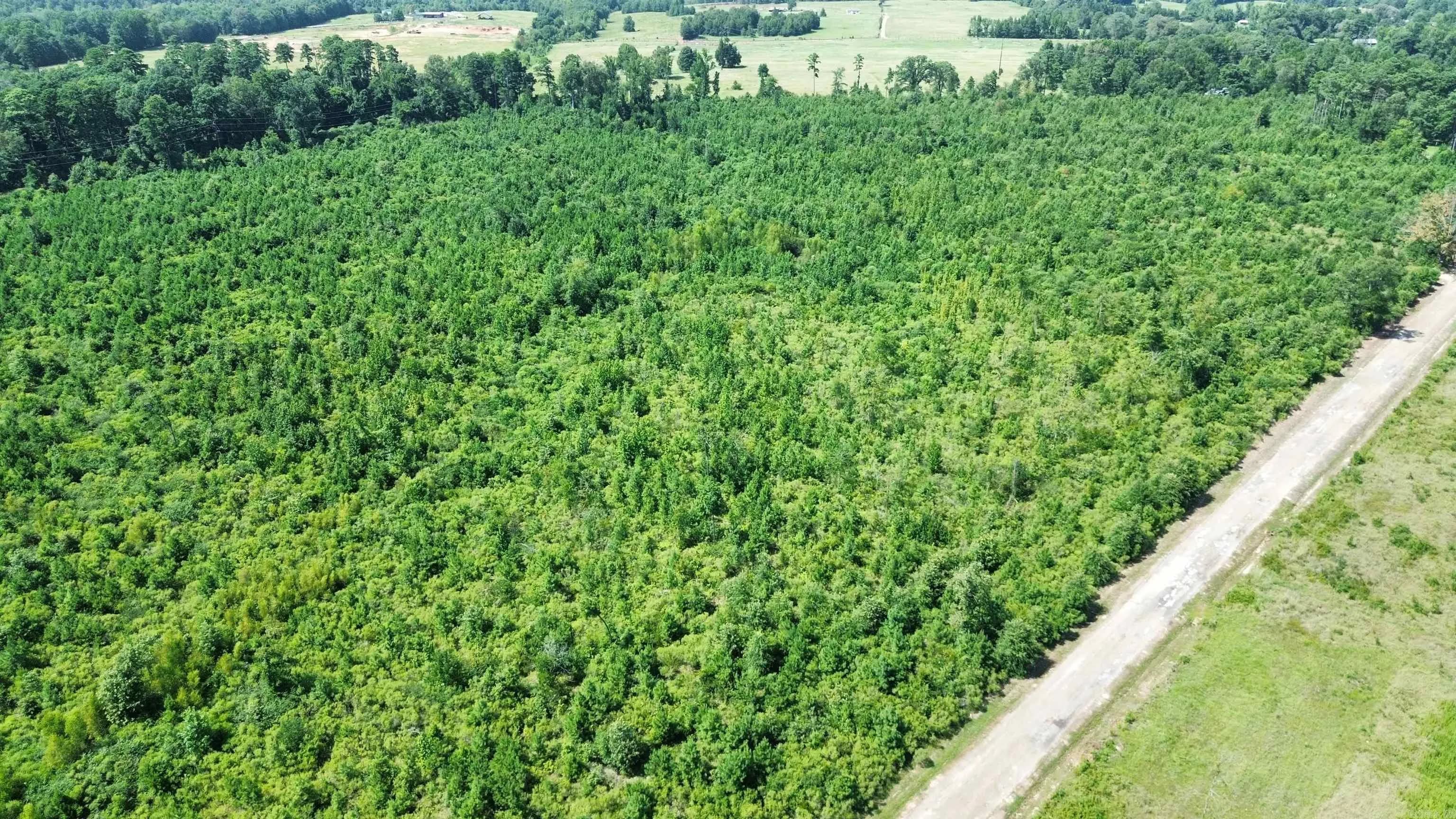Property at 118  Lr 27 - Image 6