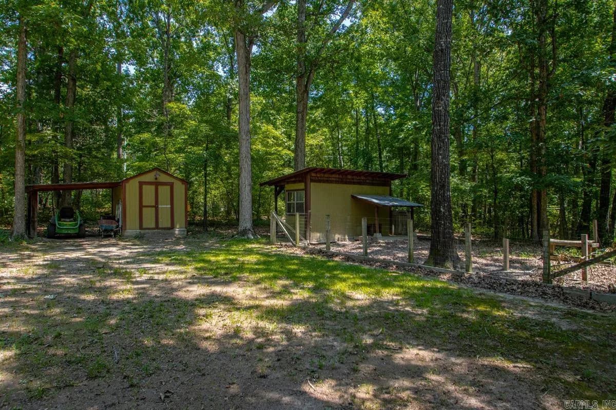 Property at 990  Buckwood - Image 32