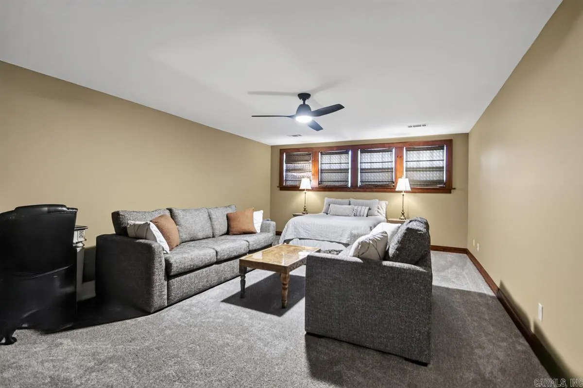 Property at 990  Buckwood - Image 27