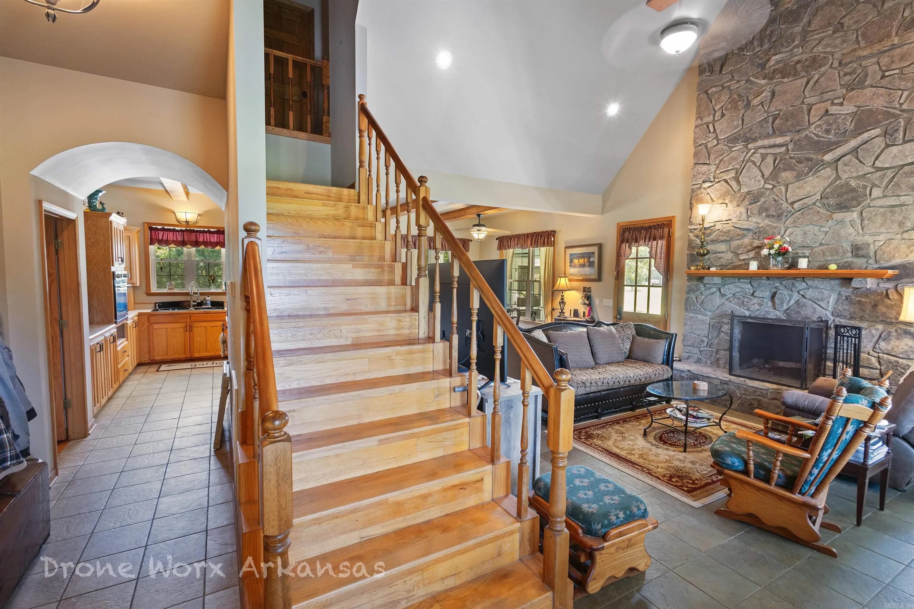 Property at 676  Diamond - Image 34