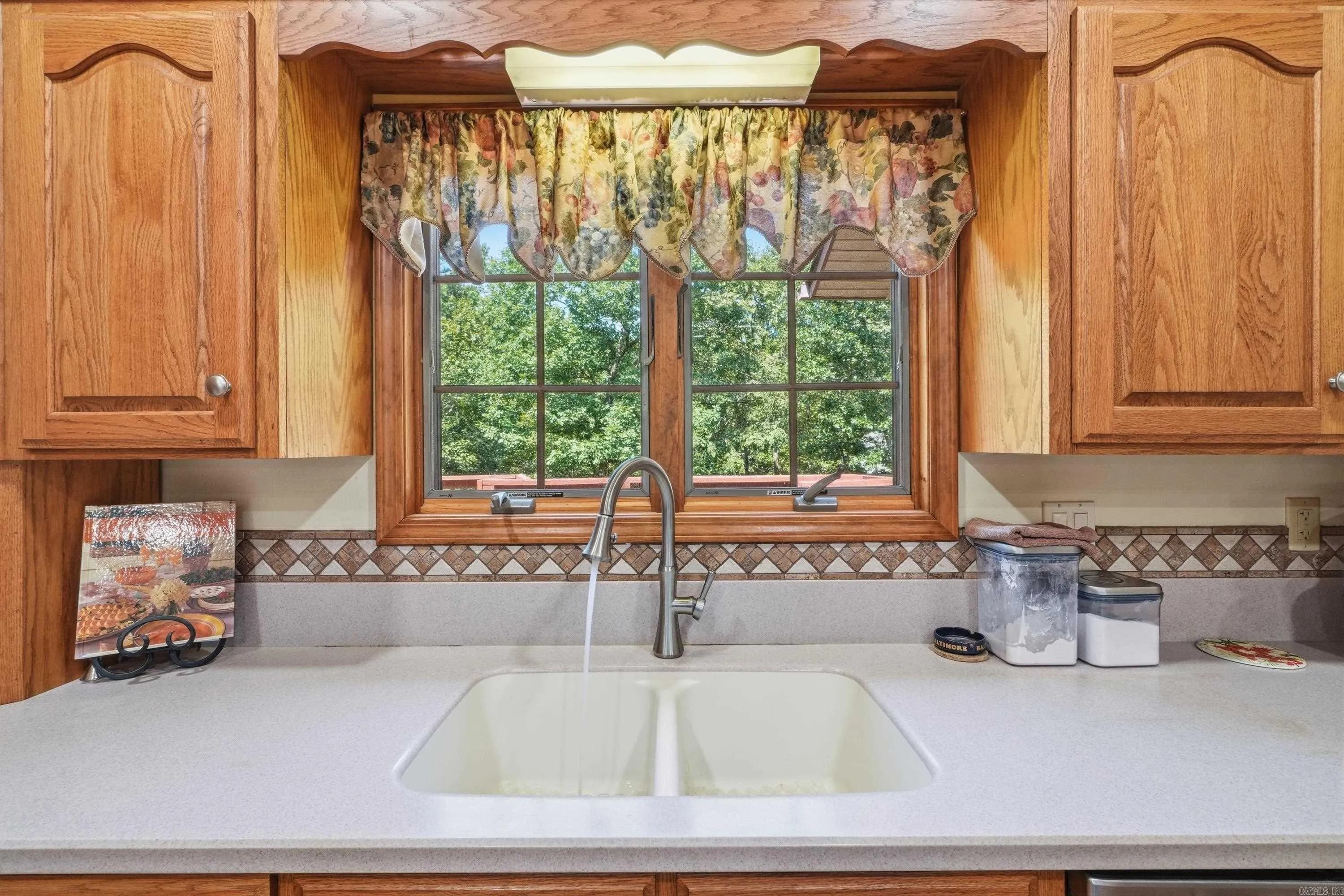 Property at 108  Castle arms - Image 23