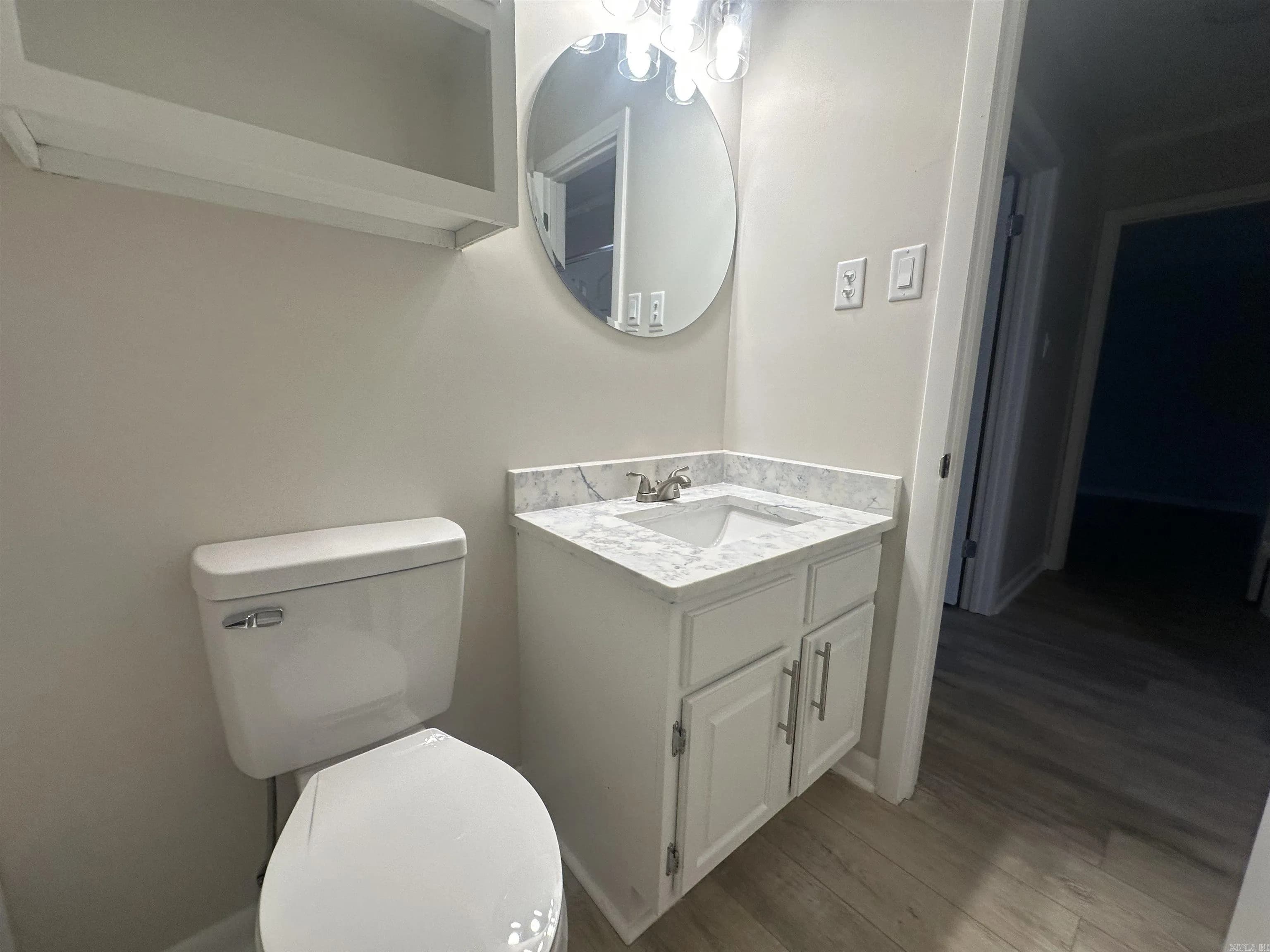 Property at 120  Apache - Image 12