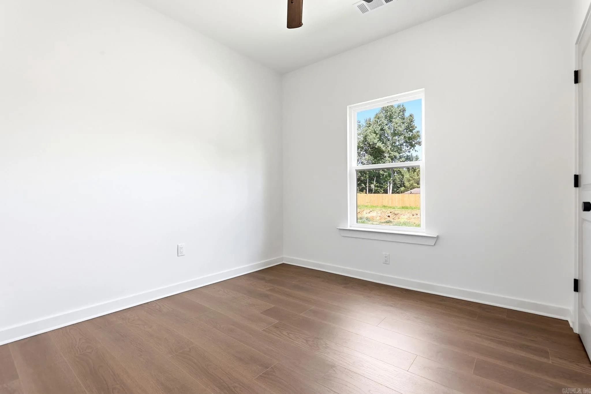 Property at 205 E Florida - Image 33