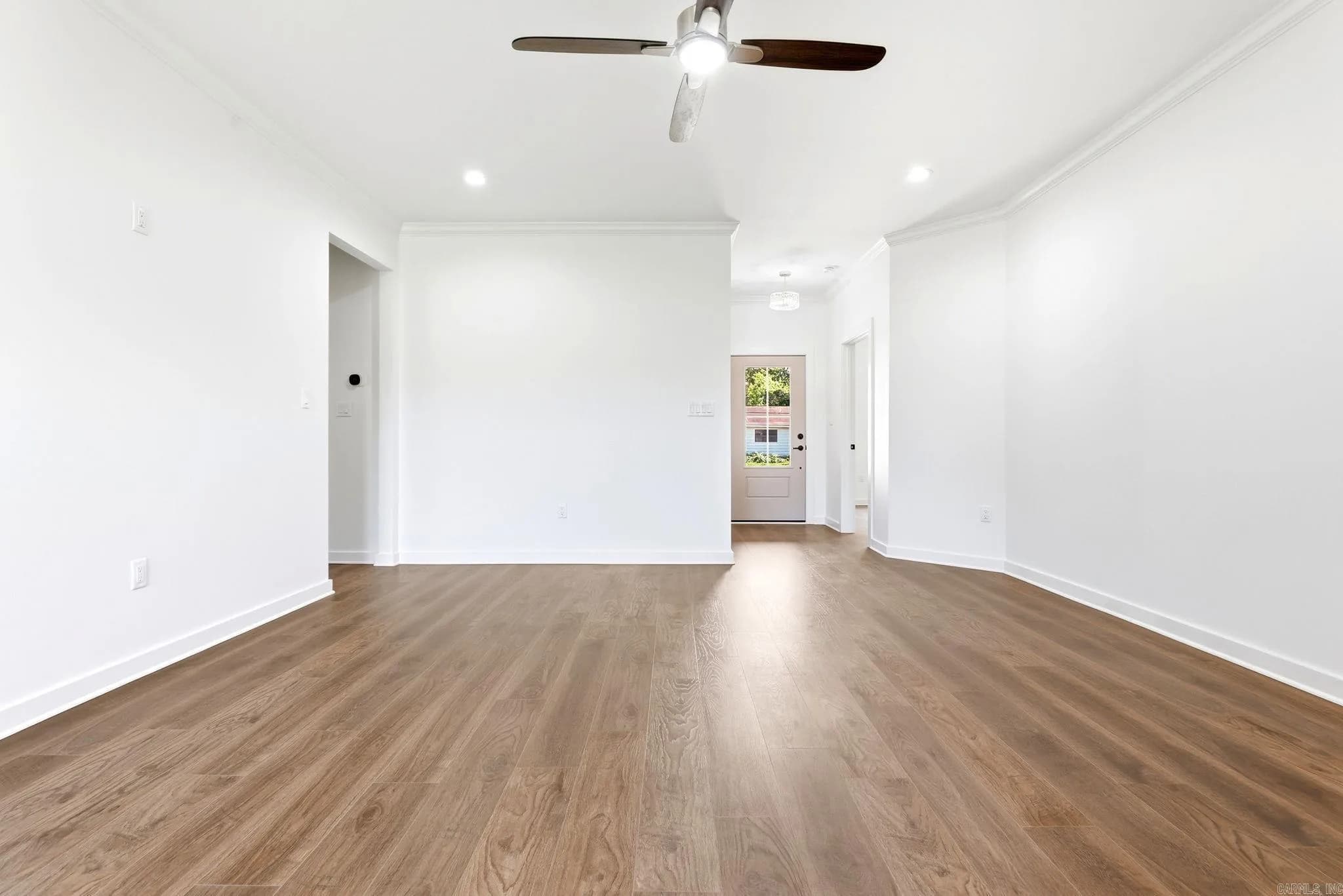 Property at 205 E Florida - Image 10