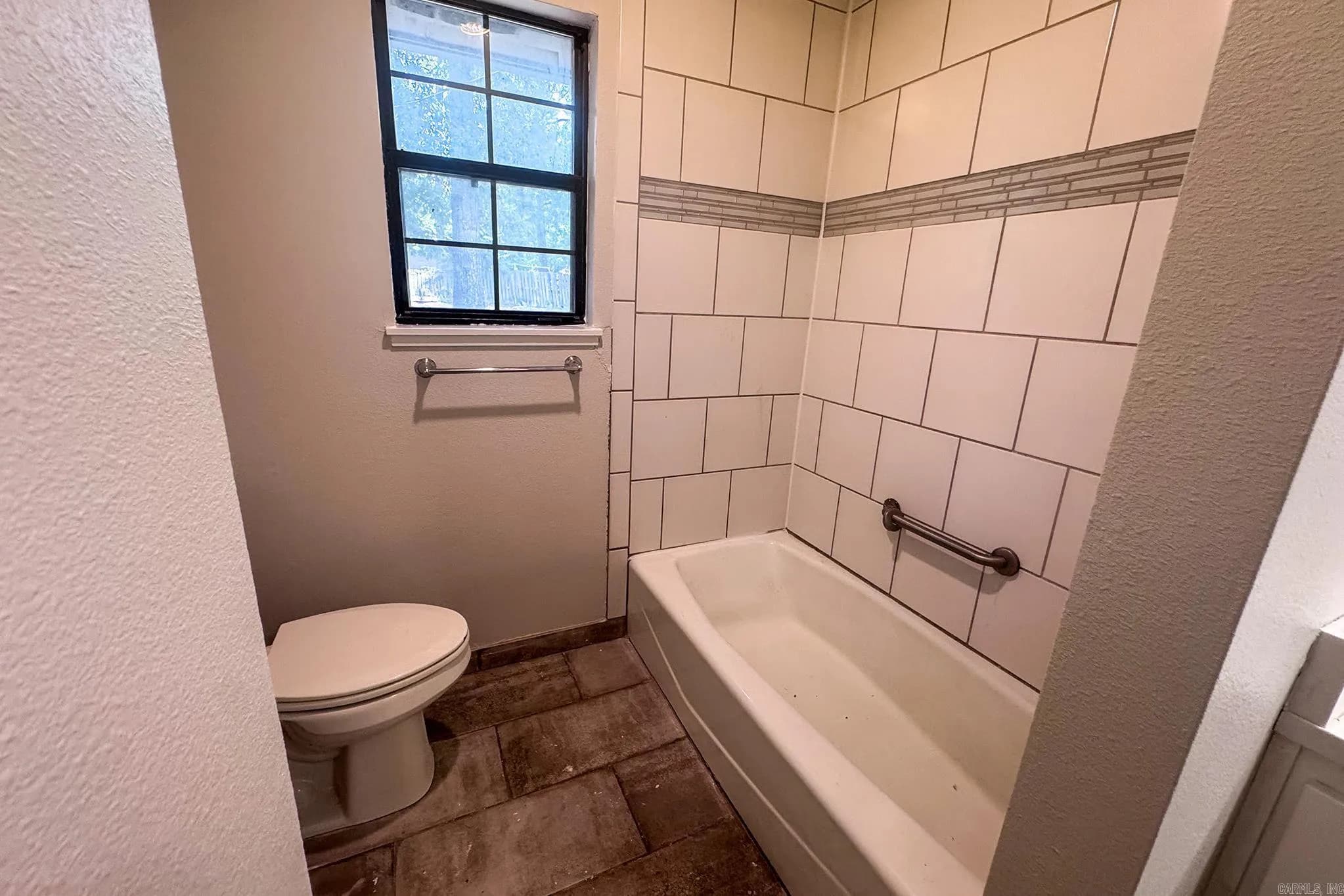 Property at 2407  Brookwood - Image 12