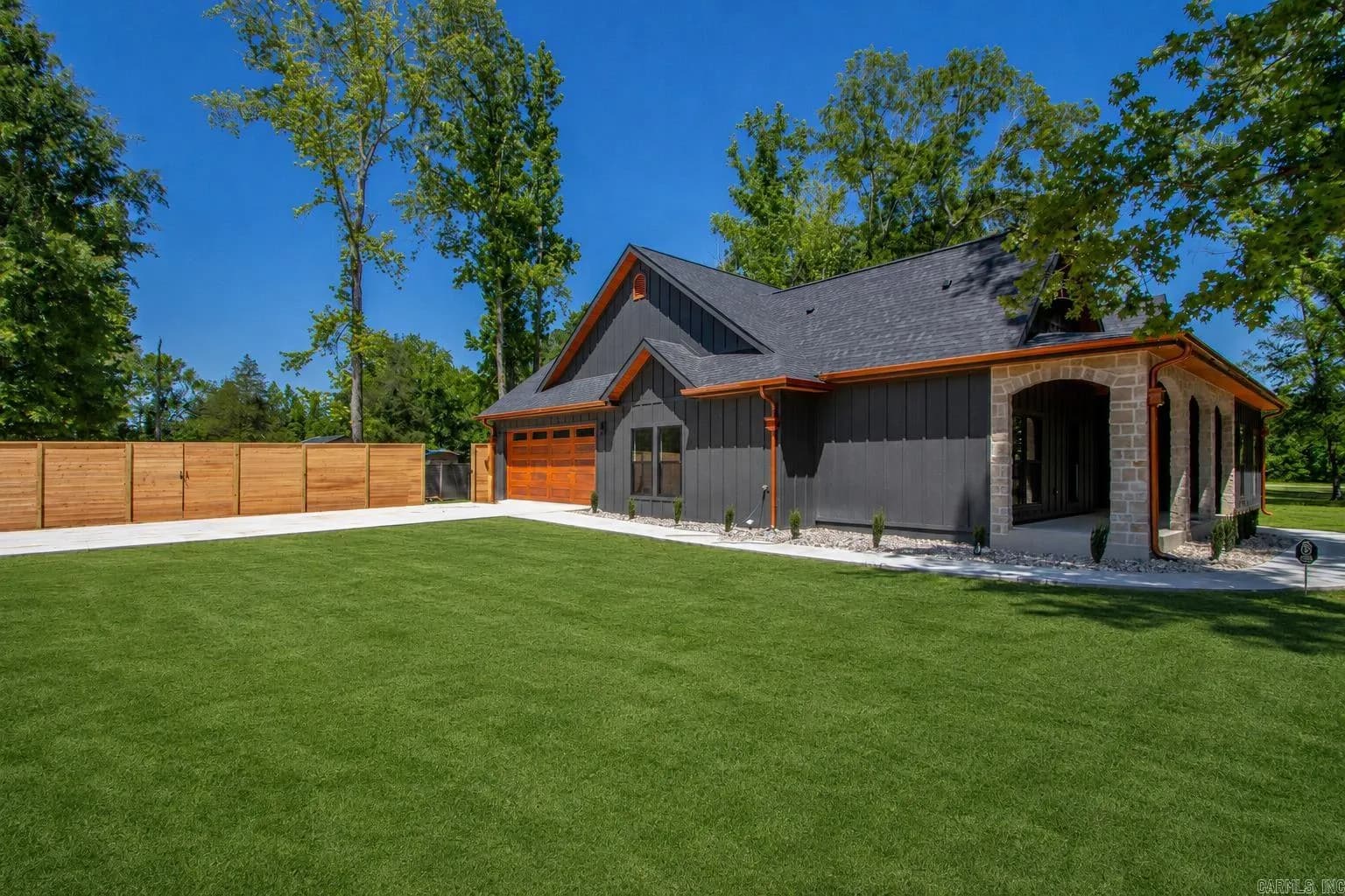 Property at 66  Friendship - Image 17