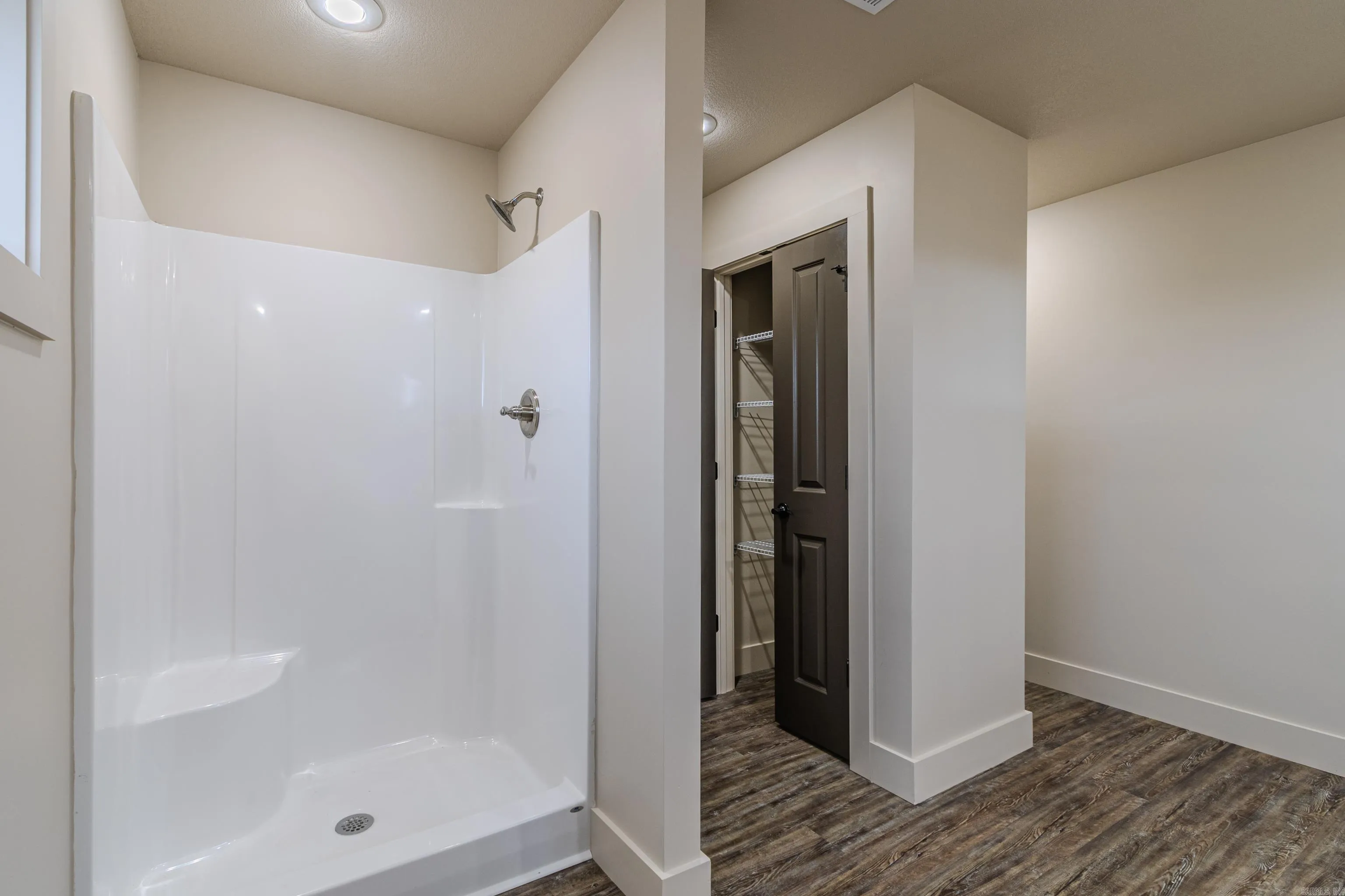 Property at 1811  Magnolia - Image 28