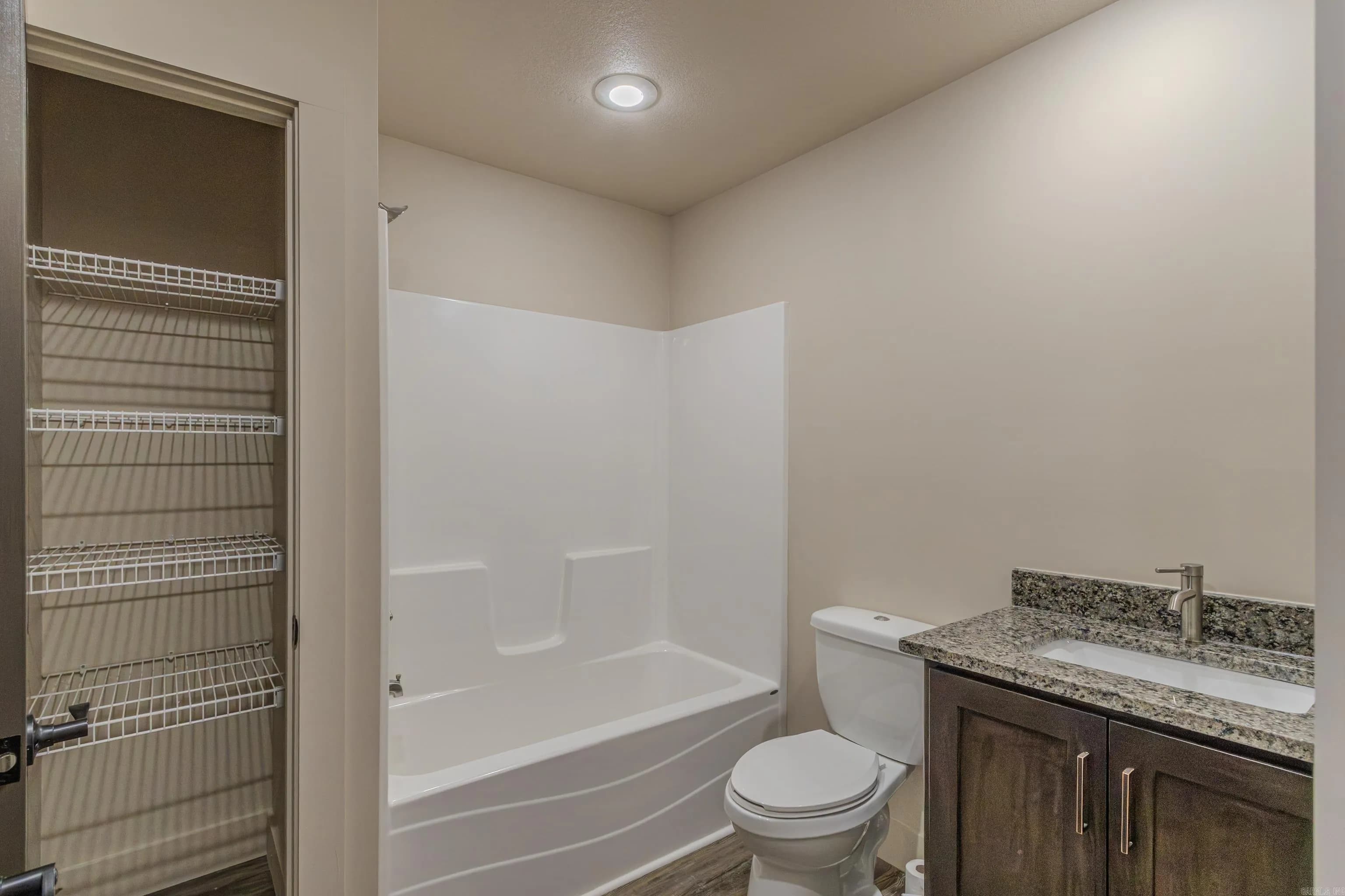 Property at 1811  Magnolia - Image 31