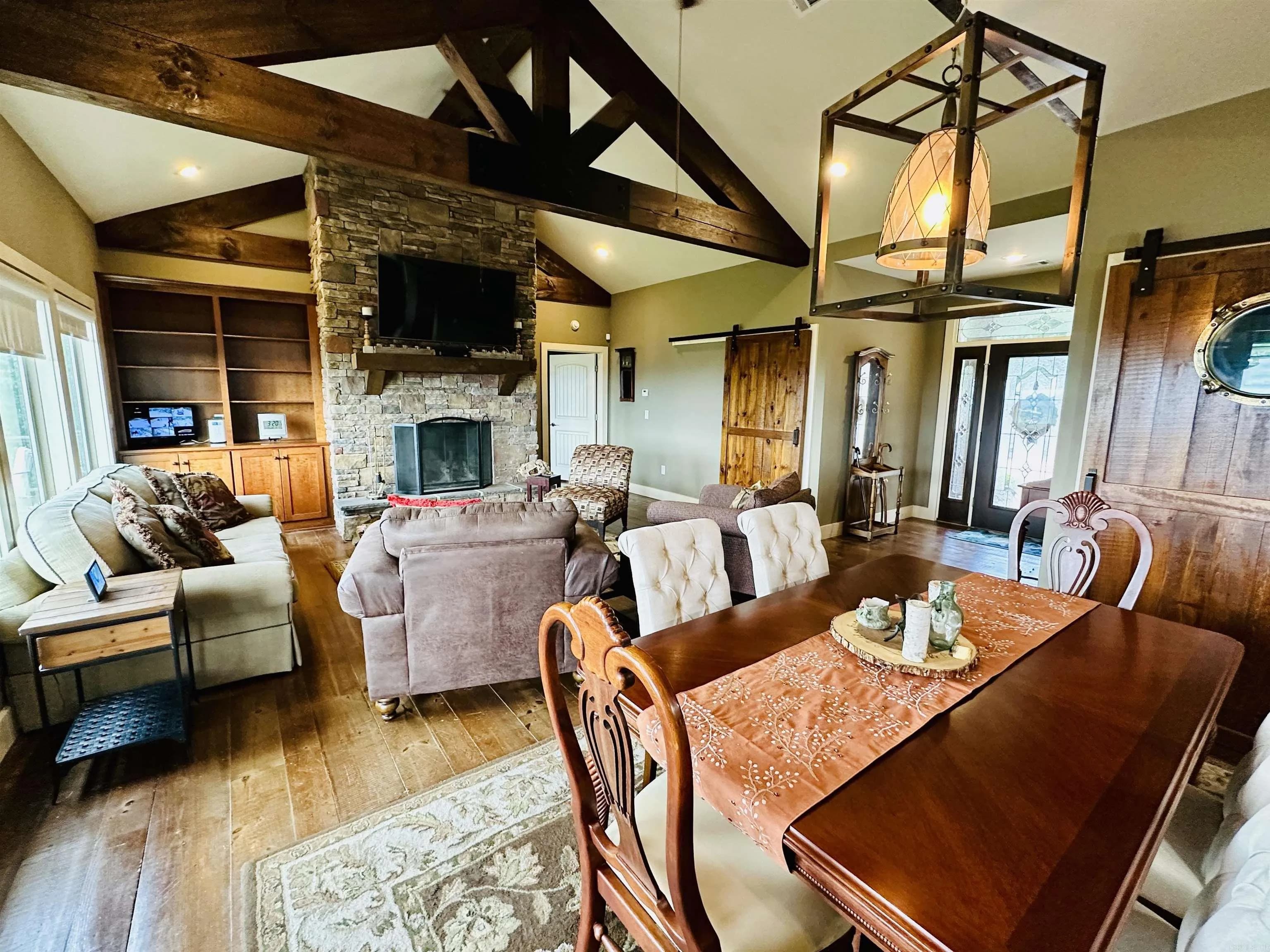 Property at 15  Pine lake - Image 6