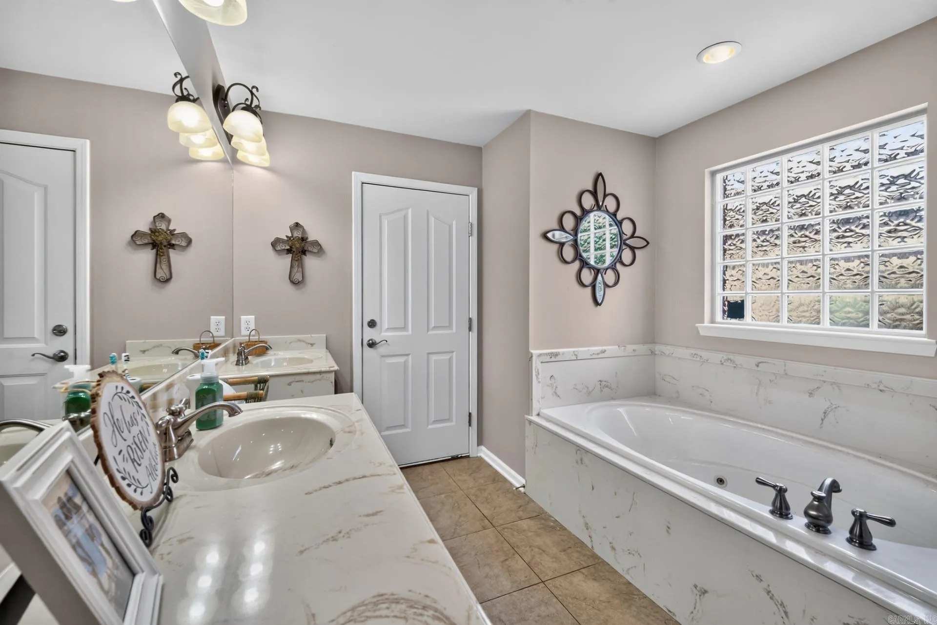 Property at 4108  Olympia - Image 12