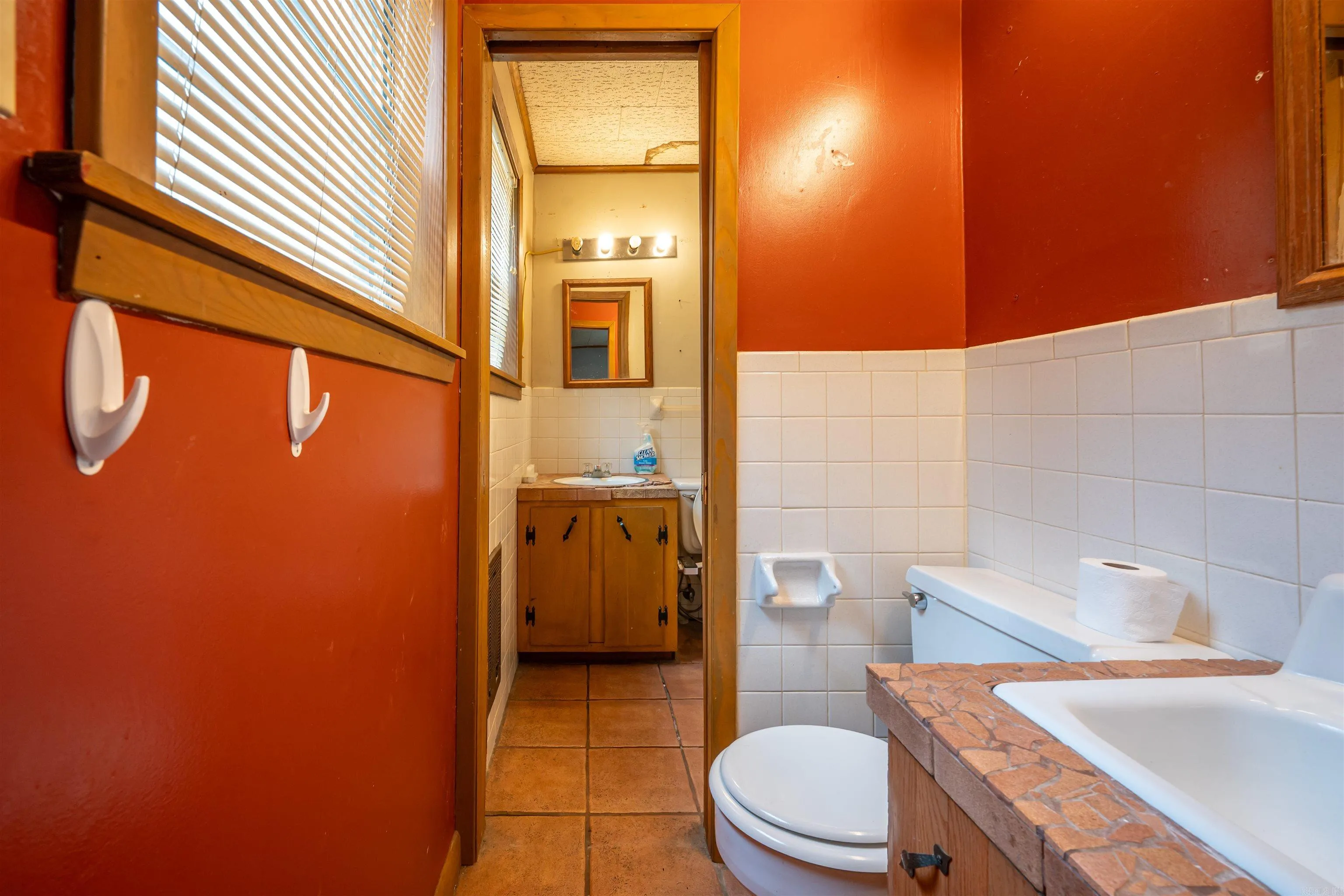 Property at 360 W Morrow - Image 19