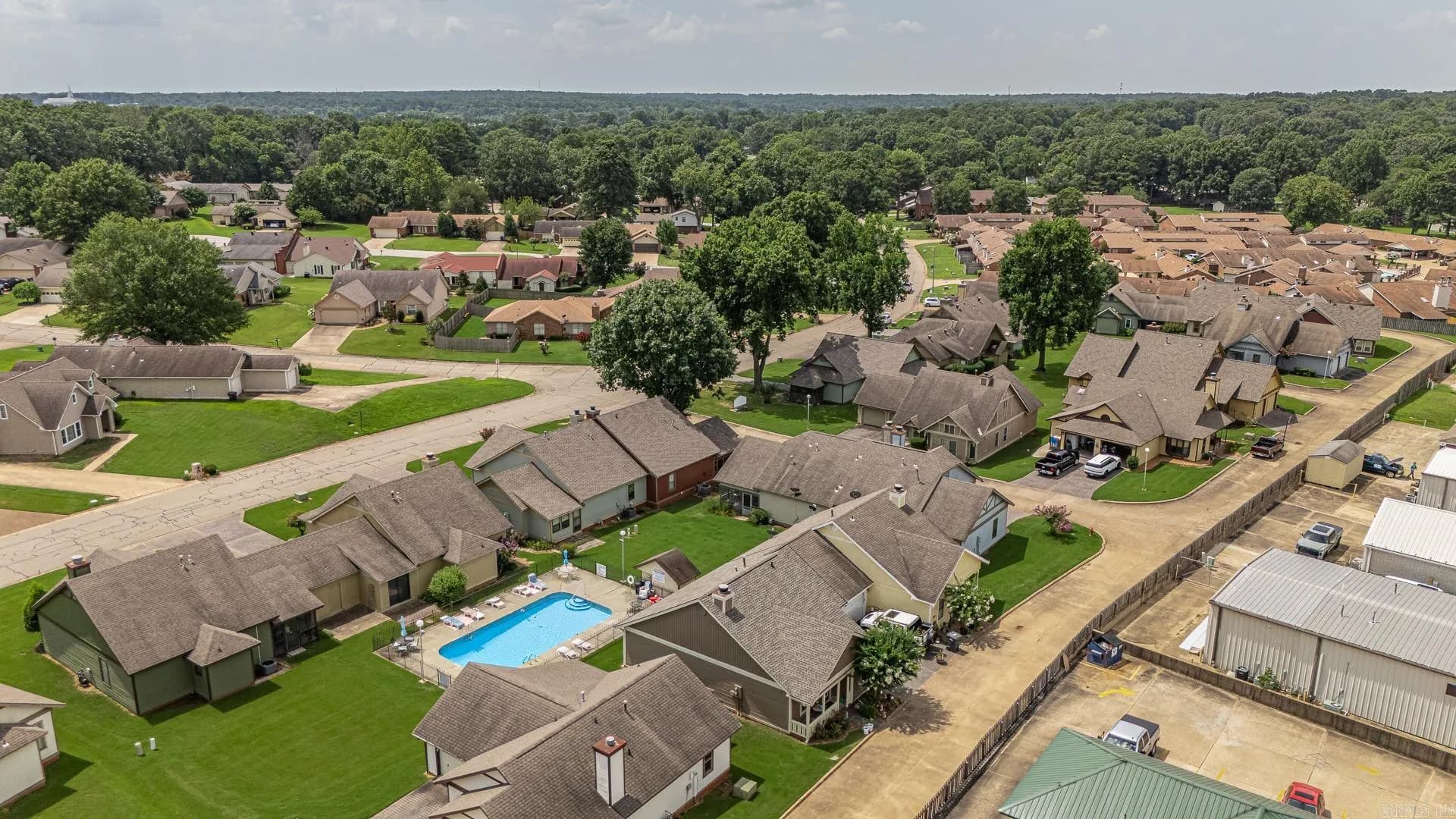 Property at 2607  Greenbriar - Image 4