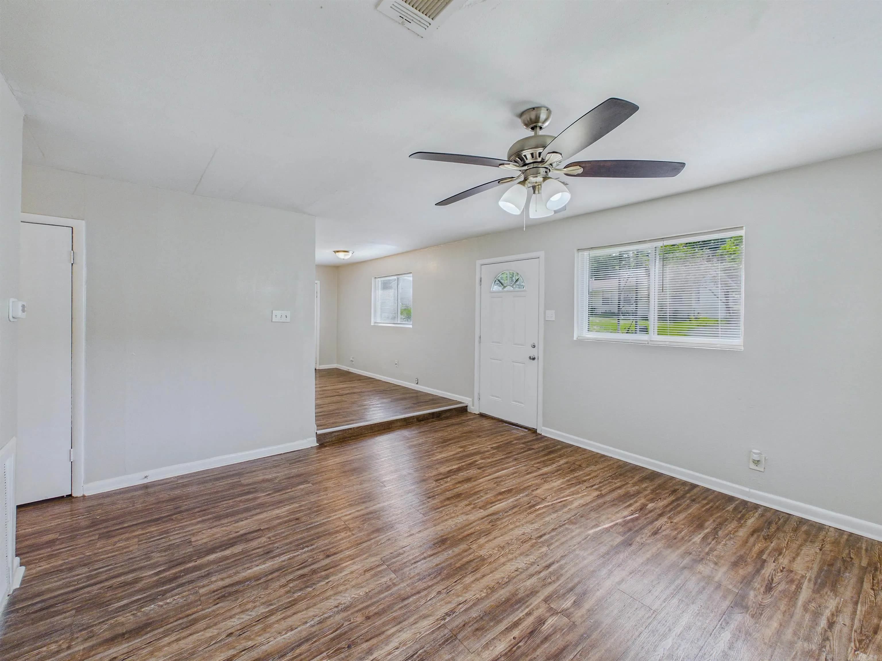 Property at 2816  Boyd - Image 8
