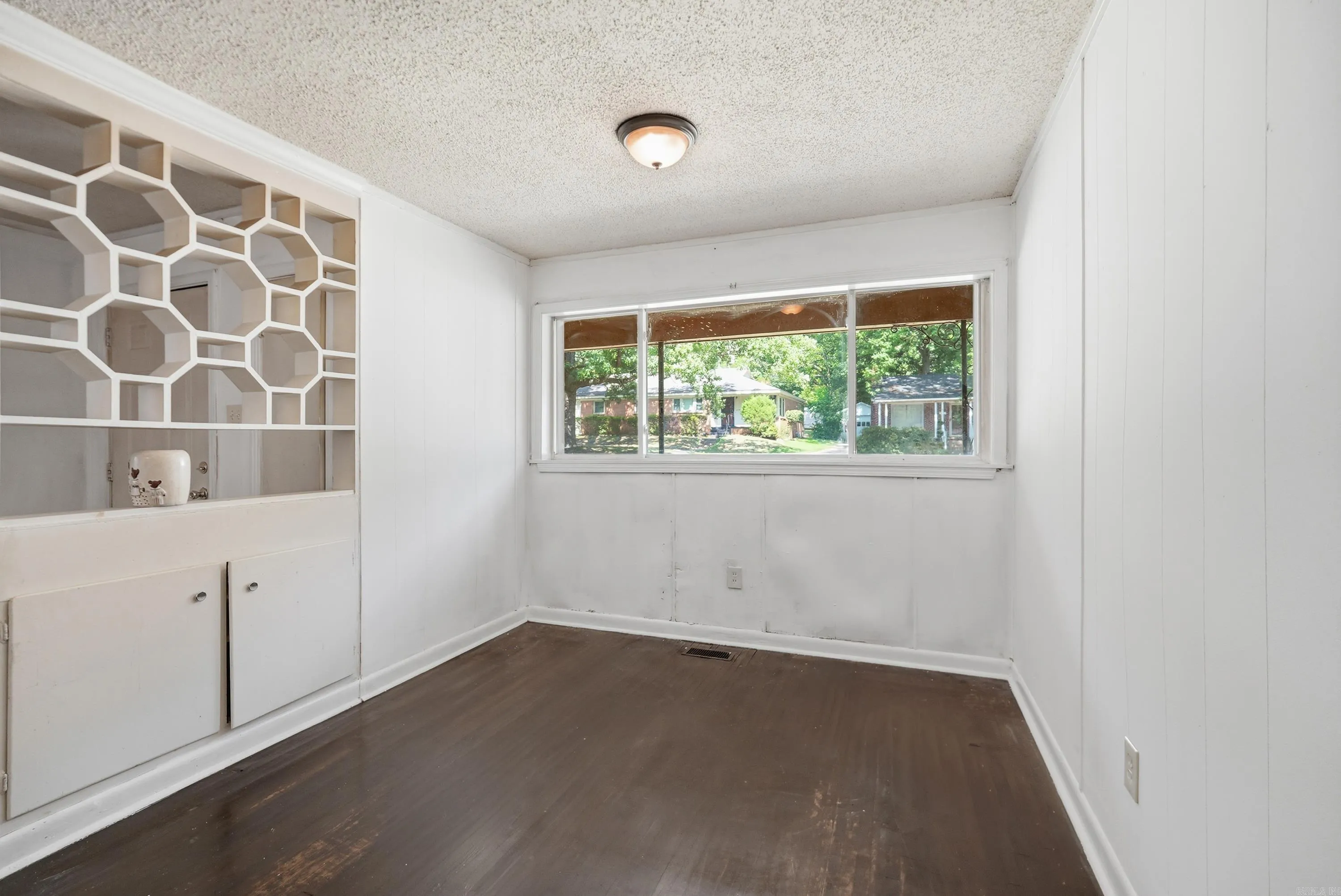Property at 2212  Fair park - Image 10