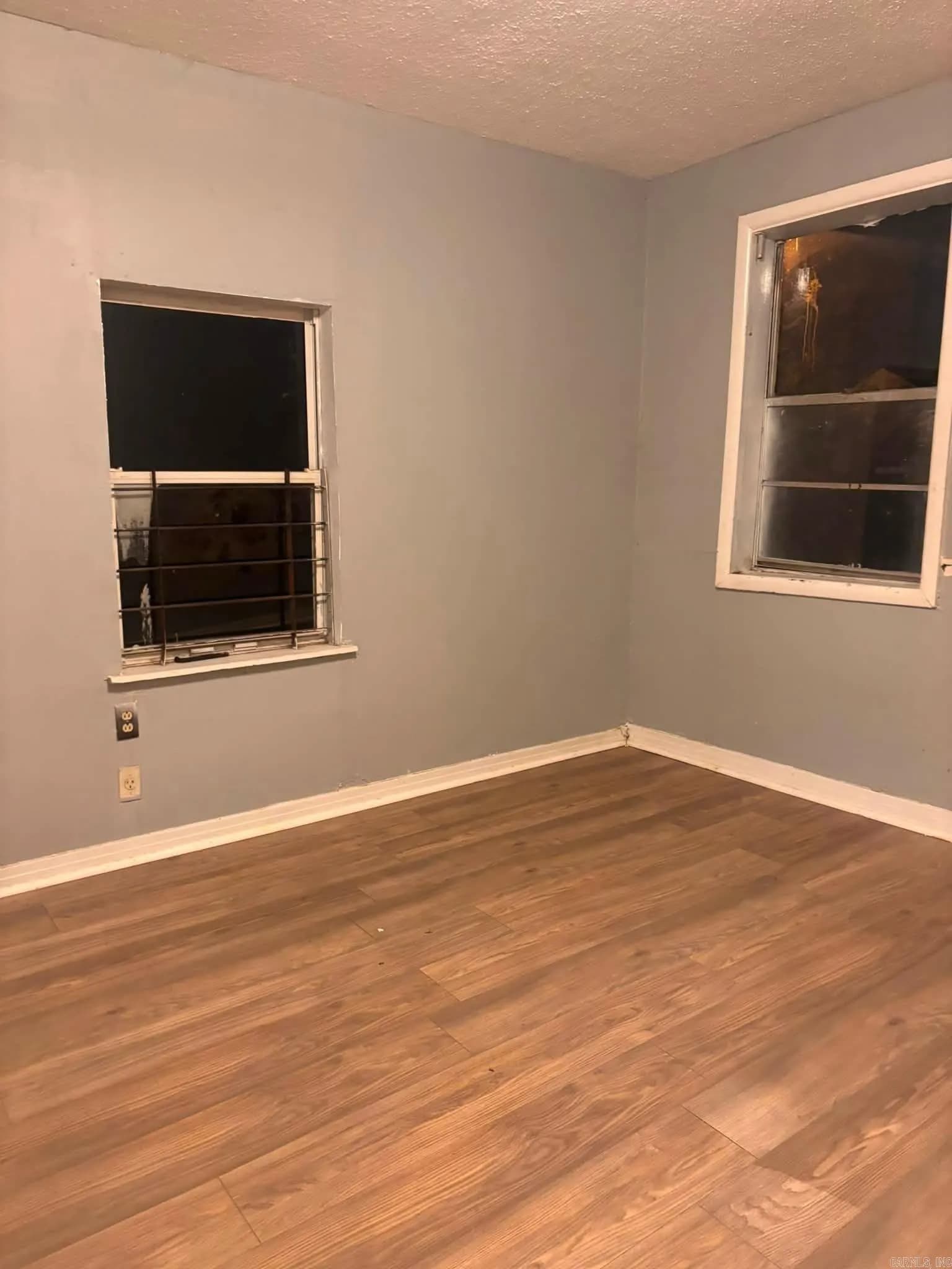 Property at 3000  Wolfe - Image 9