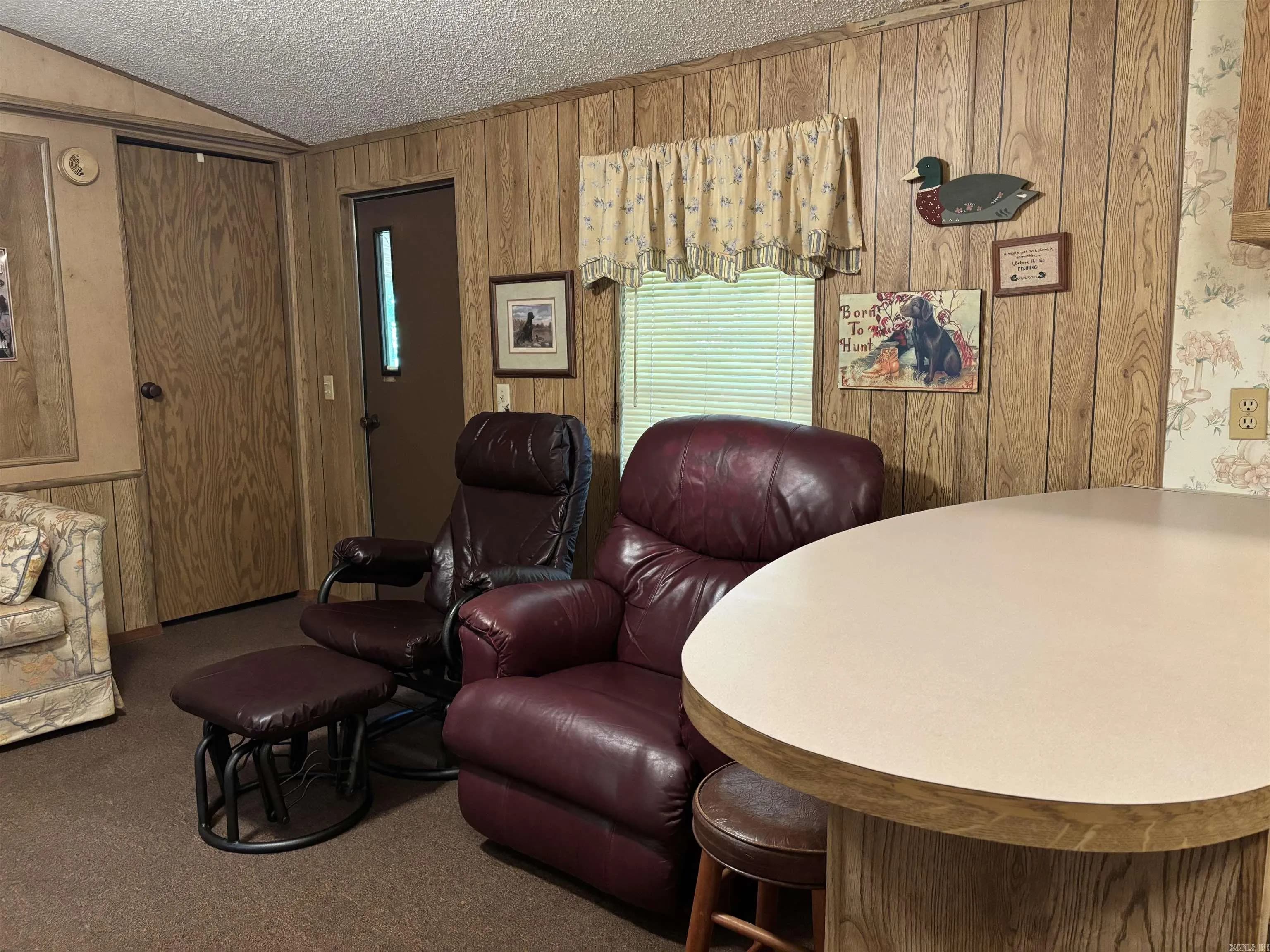 Property at 40  Ponca - Image 13