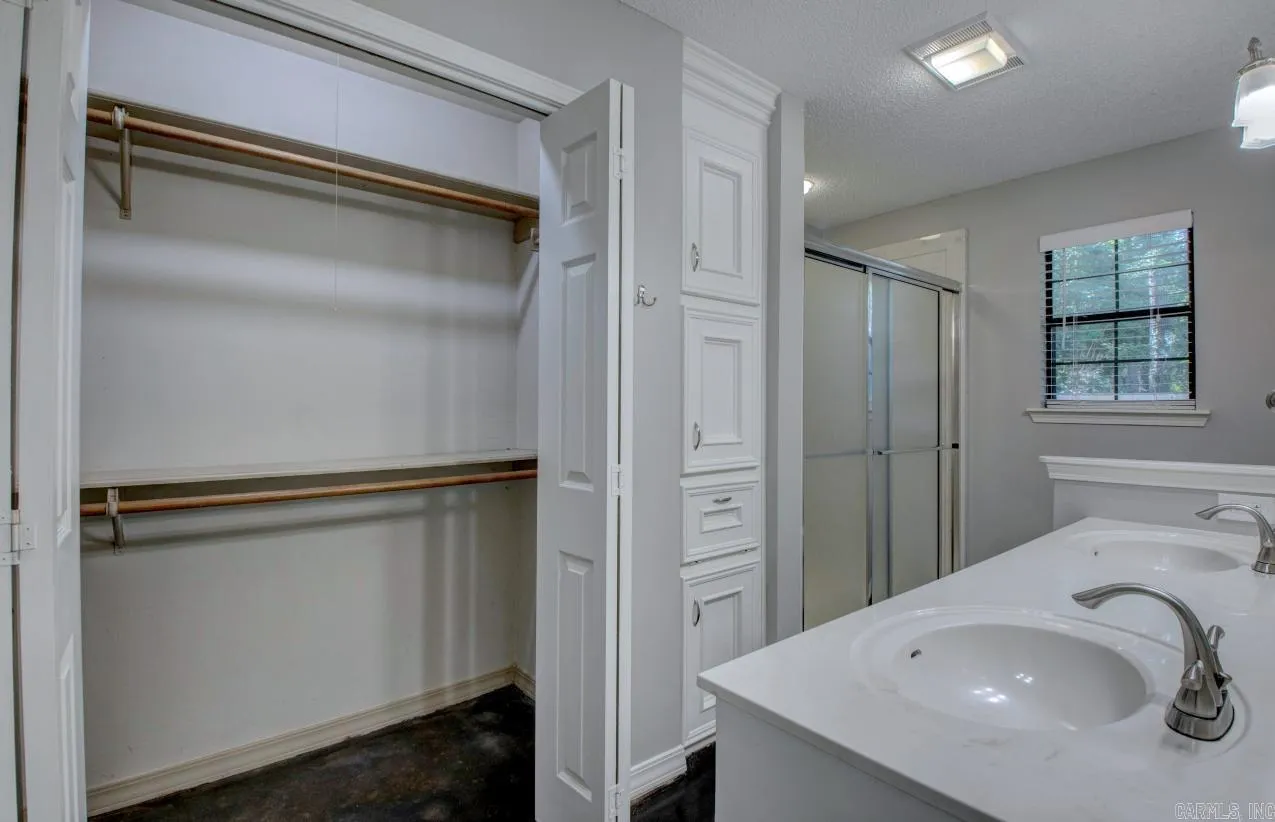 Property at 43  Yazoo circle - Image 37