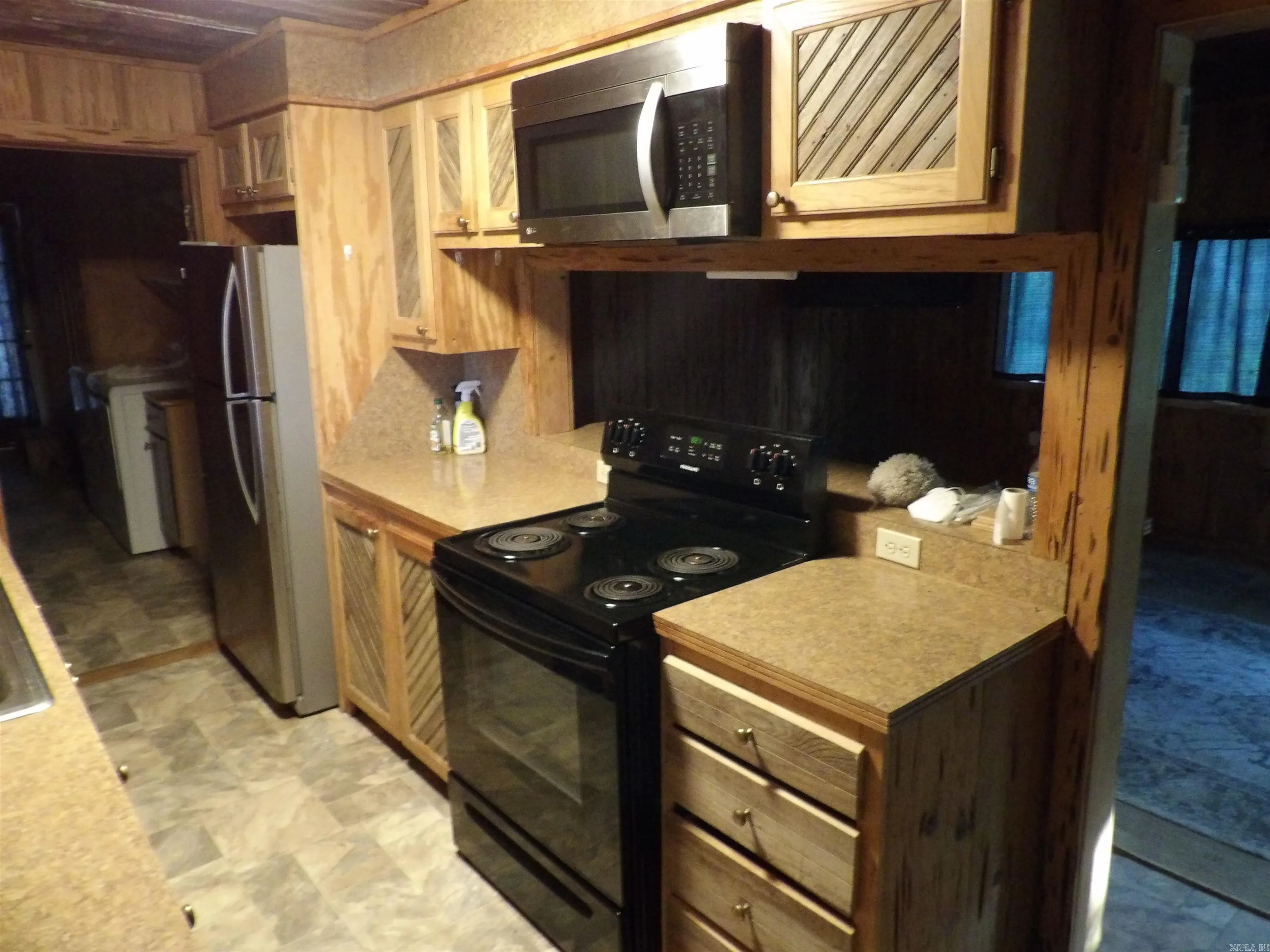 Property at 200 N Bayou - Image 14