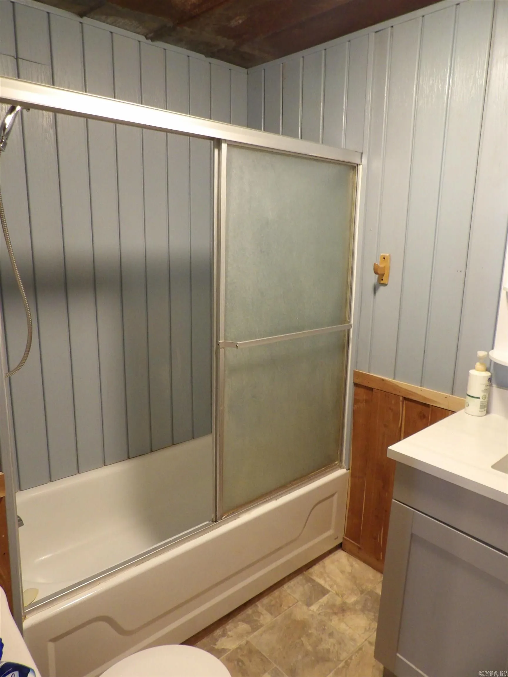Property at 200 N Bayou - Image 17