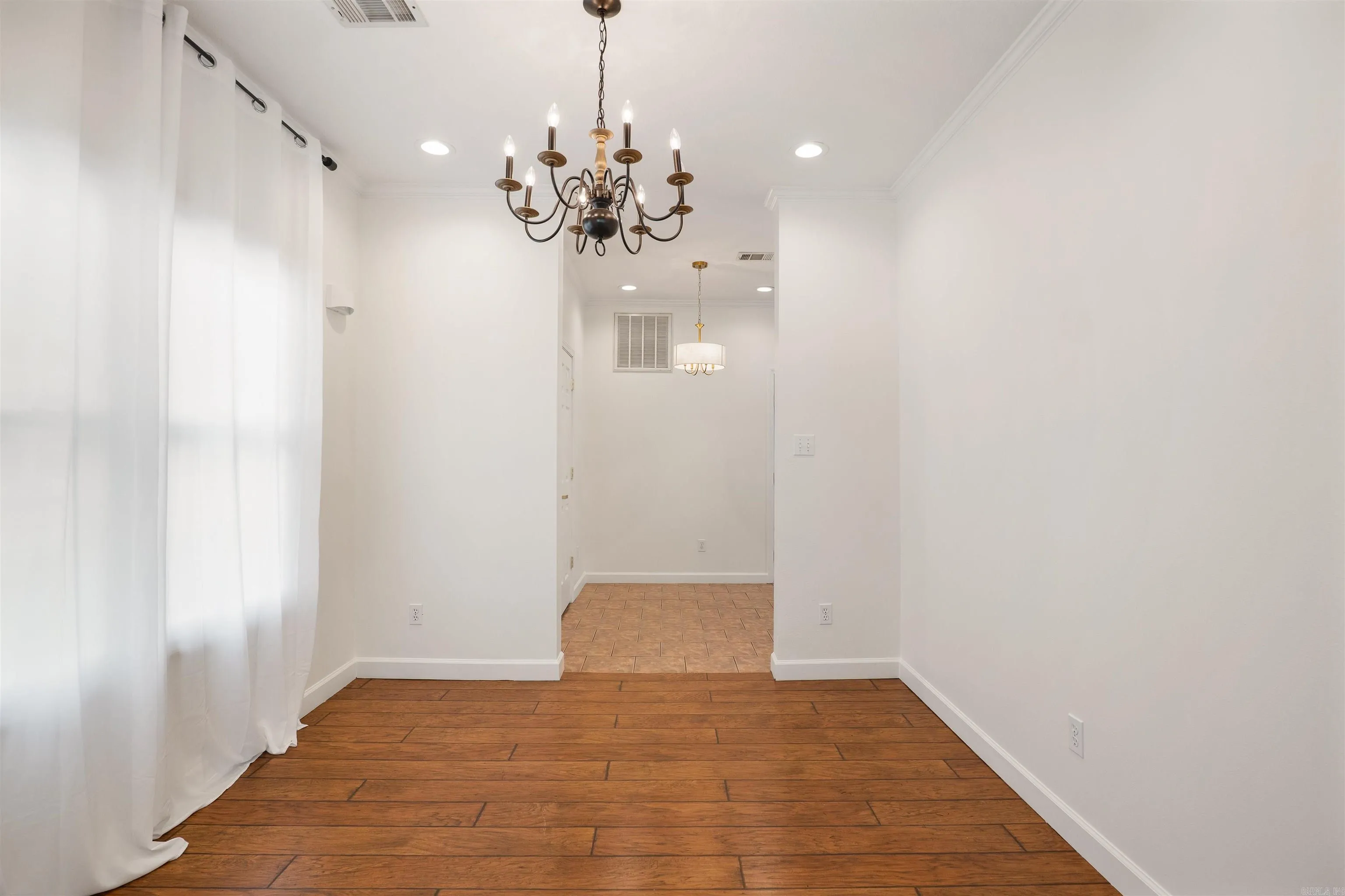 Property at 408  Warner ave - Image 8