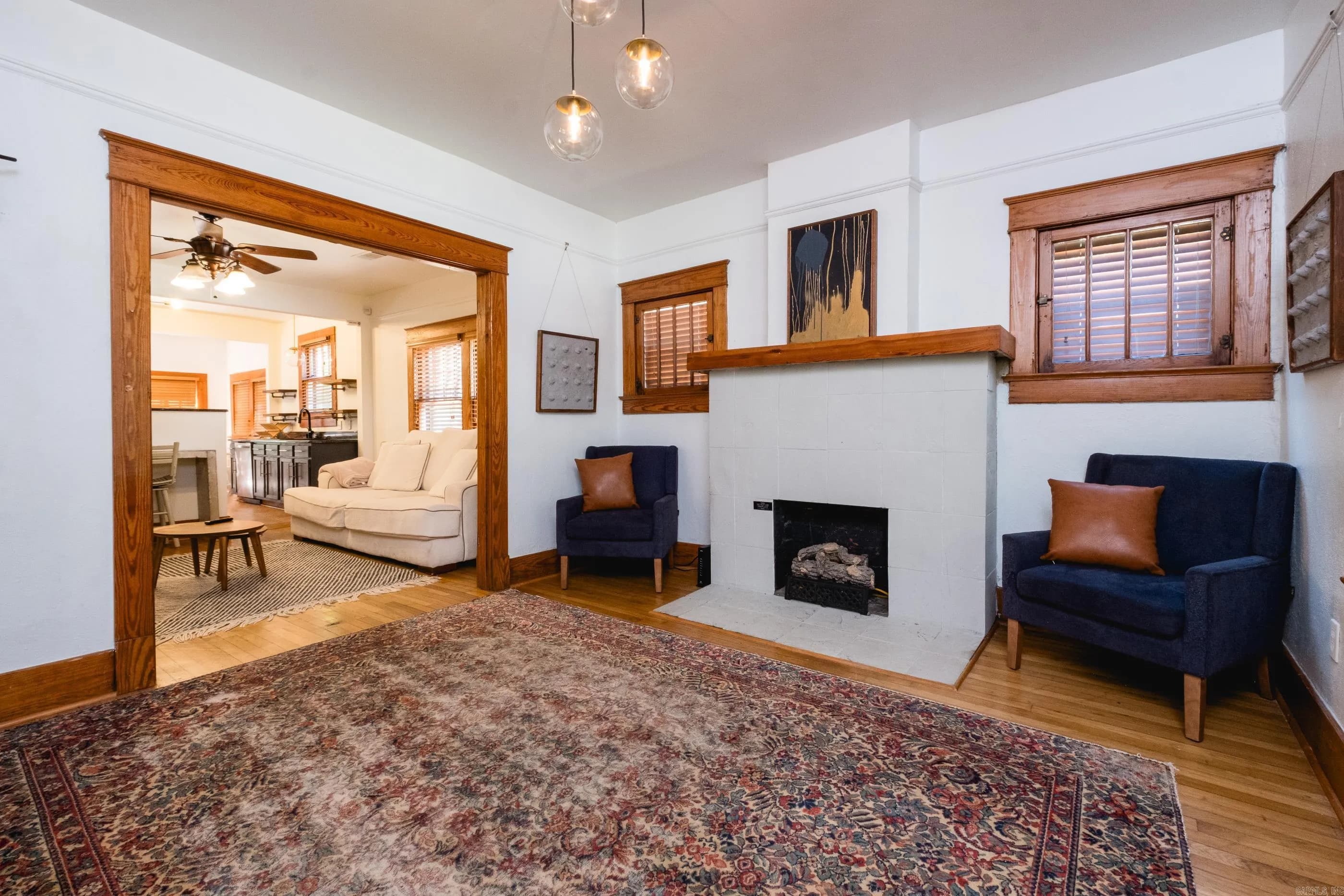 Property at 607  Willow - Image 18