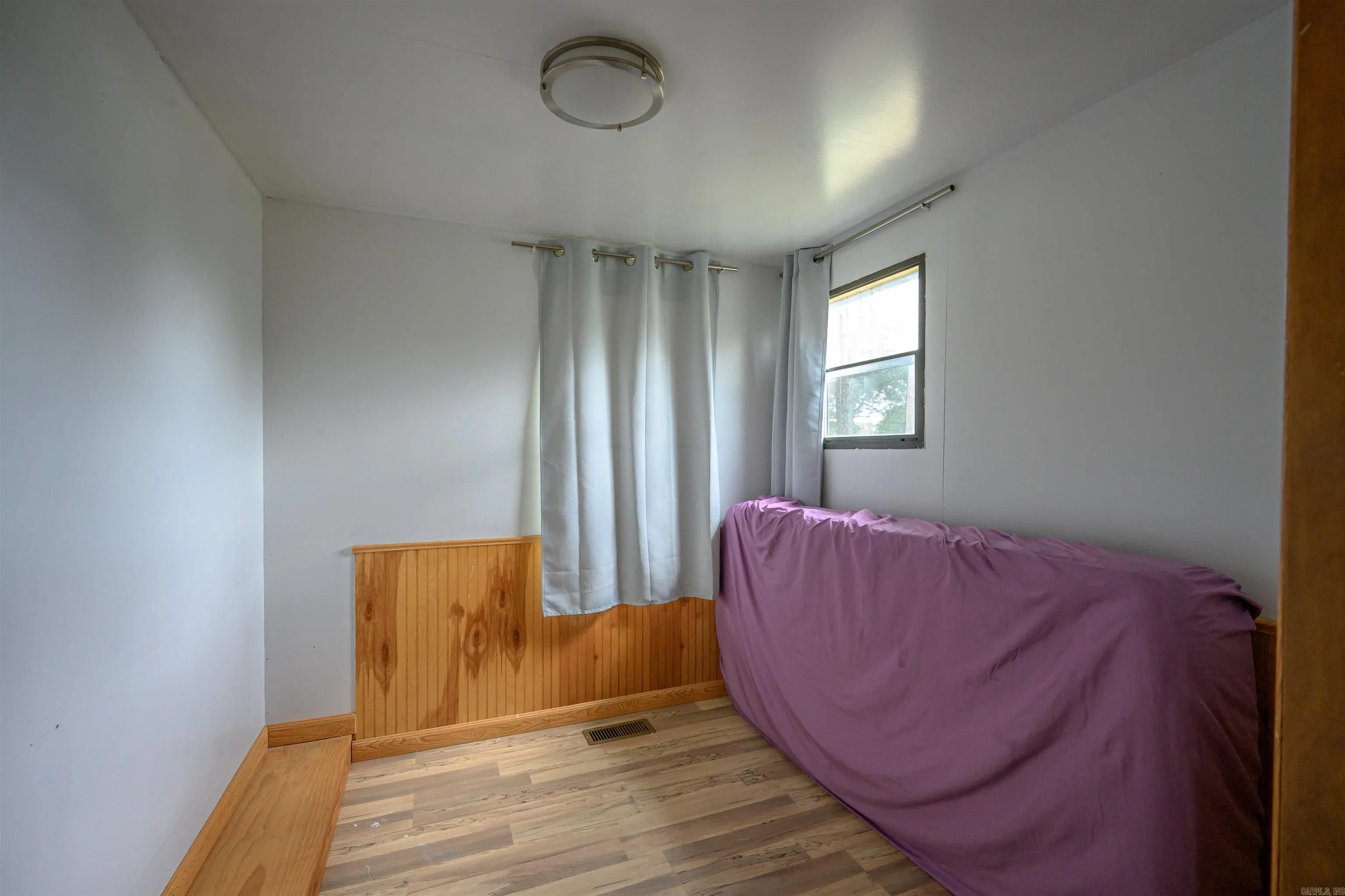 Property at 340 N Main - Image 23
