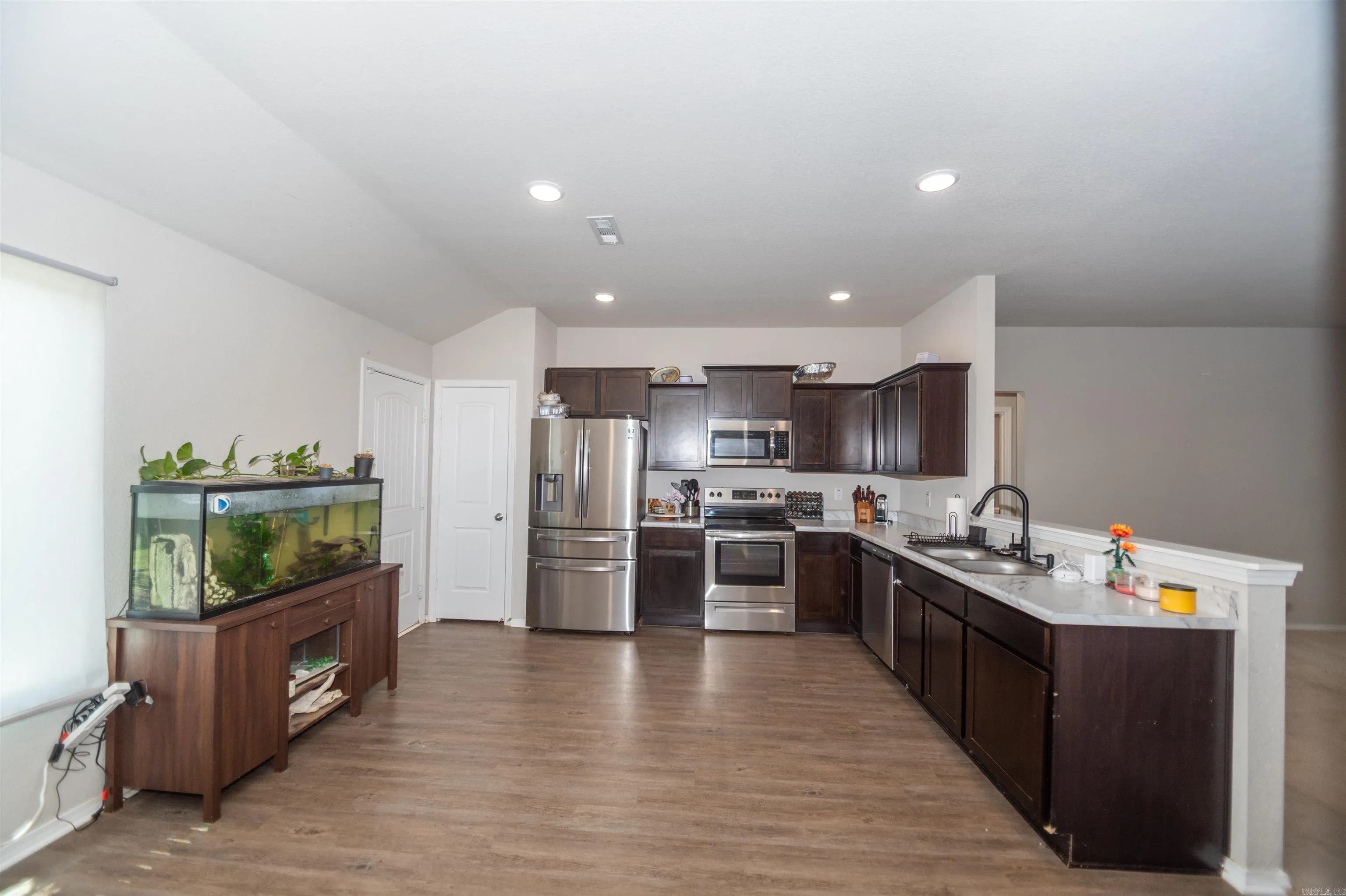 Property at 105  Williams - Image 5