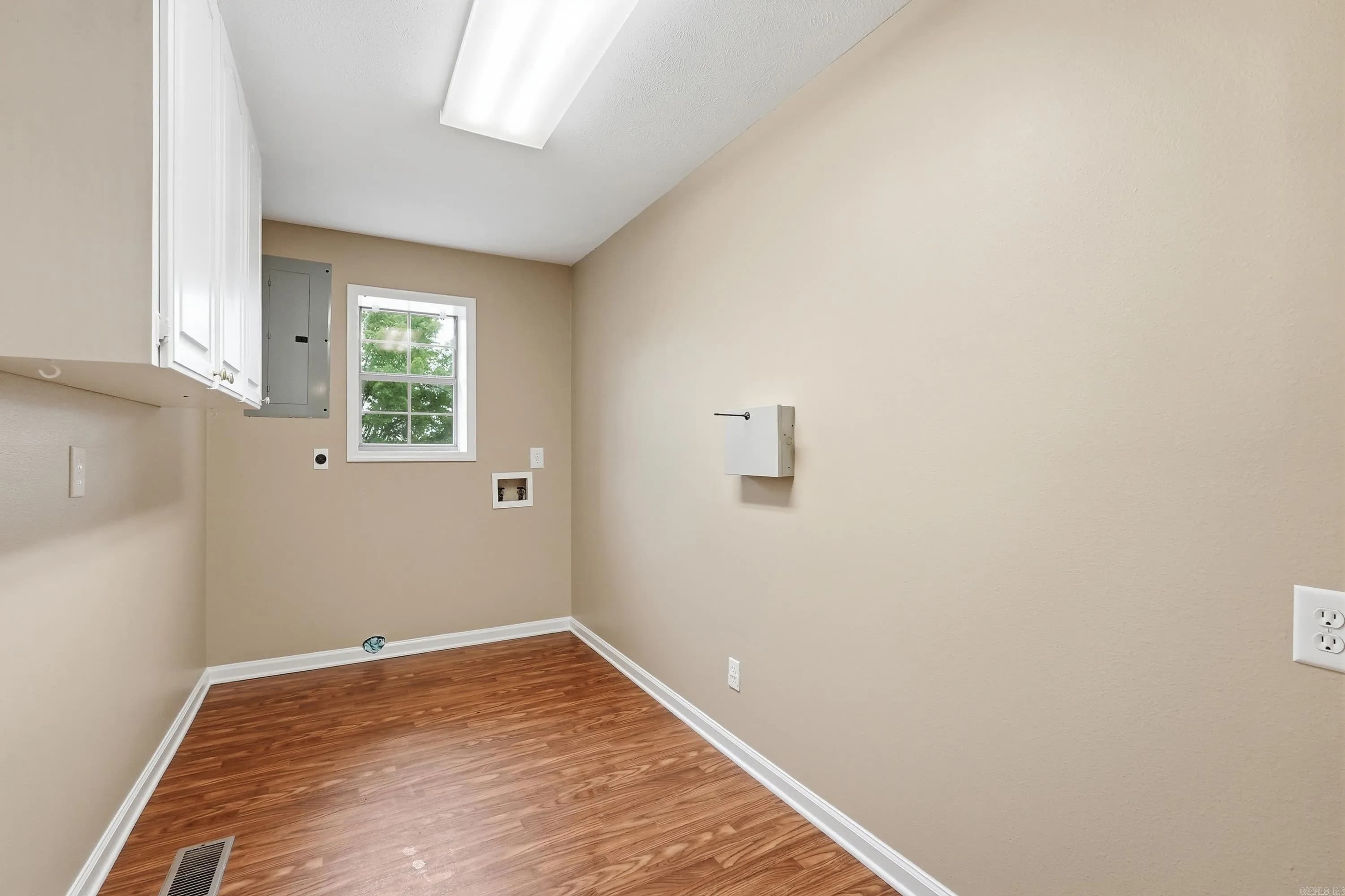 Property at 36  Par court - Image 34