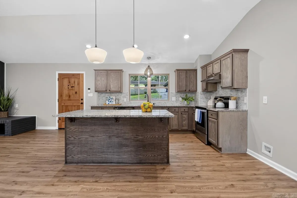 Property at 1617  Grove hill - Image 19