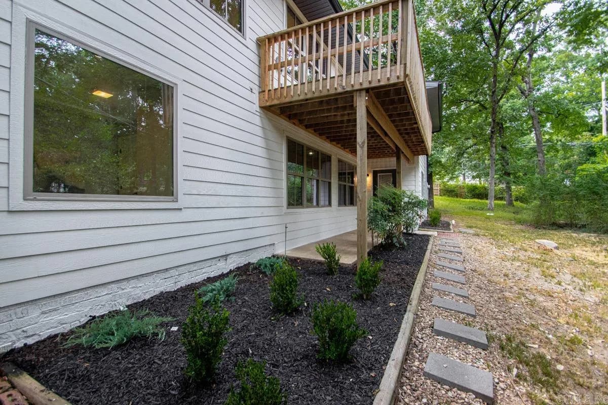 Property at 1617  Grove hill - Image 14