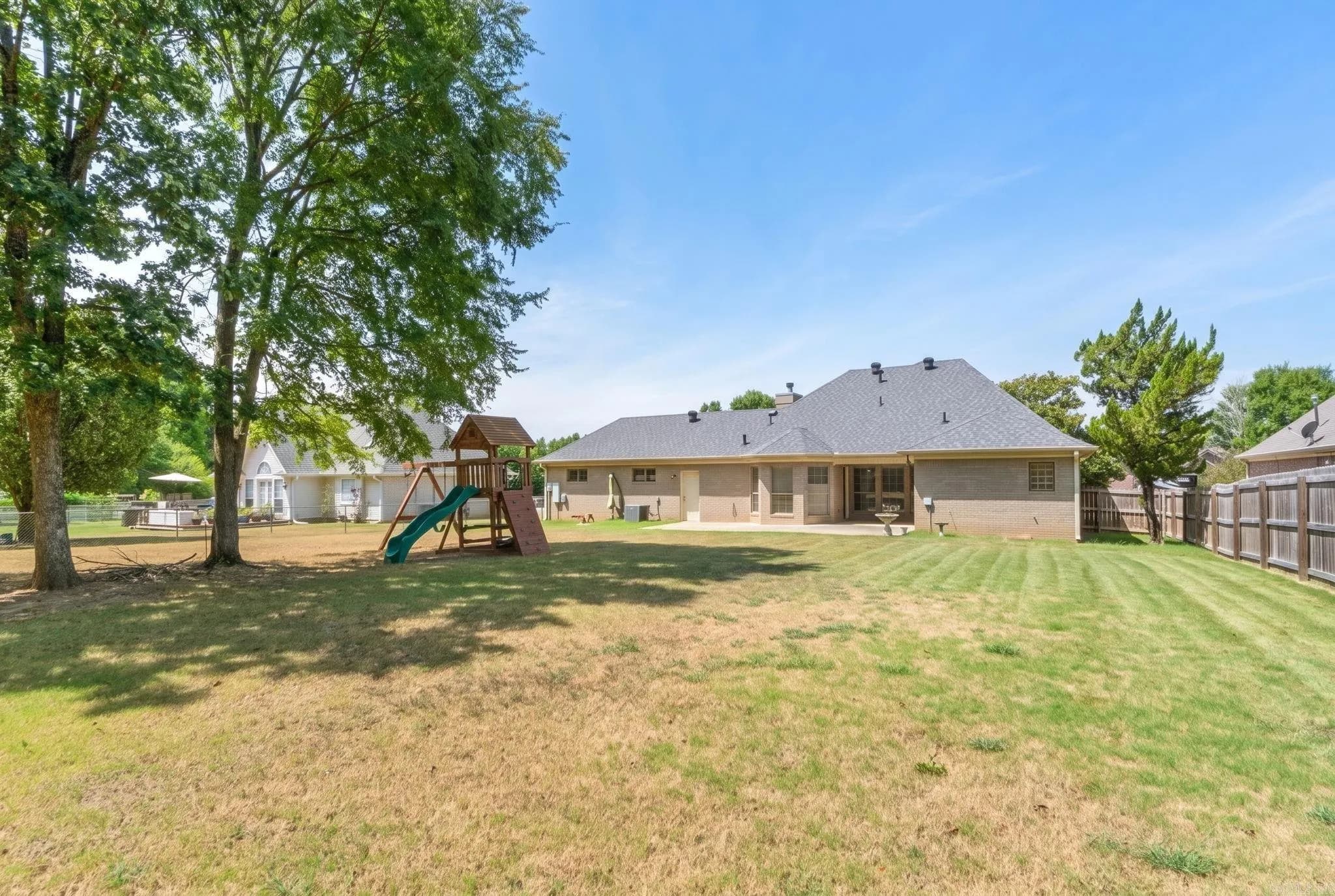 Property at 604  Innsbrooke - Image 42