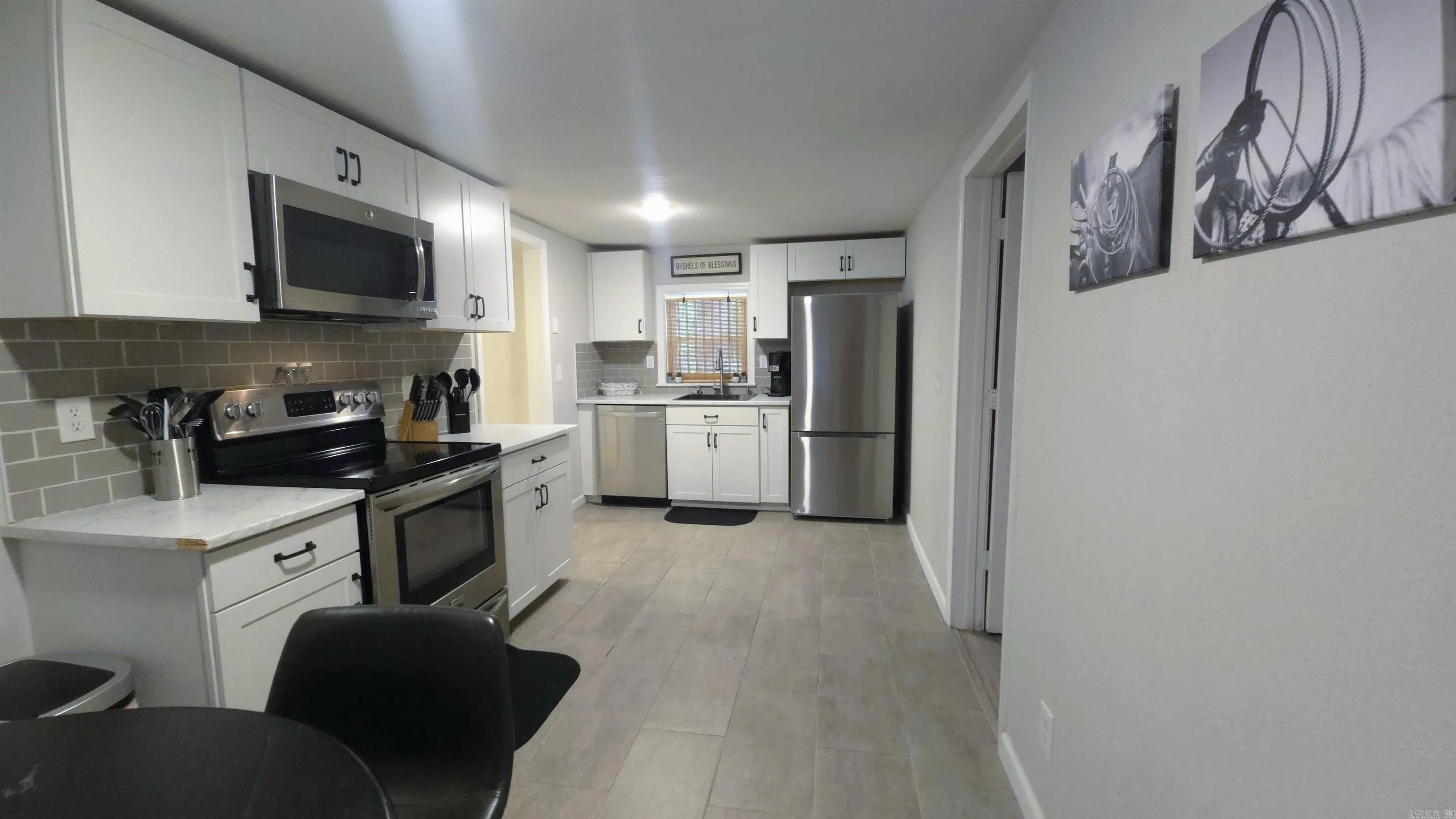 Property at 32  Whipoorwill - Image 13