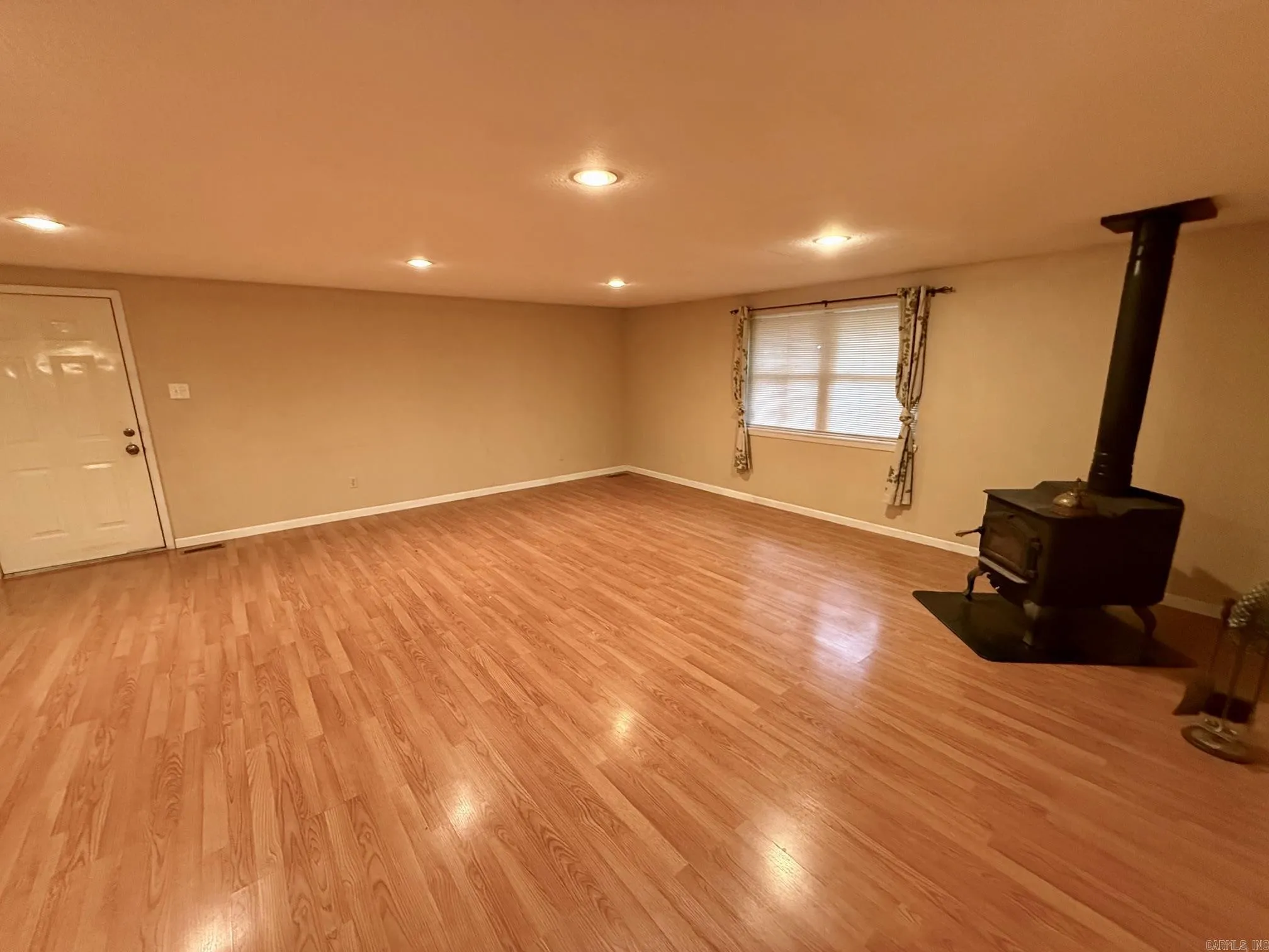 Property at 120  Knox - Image 14