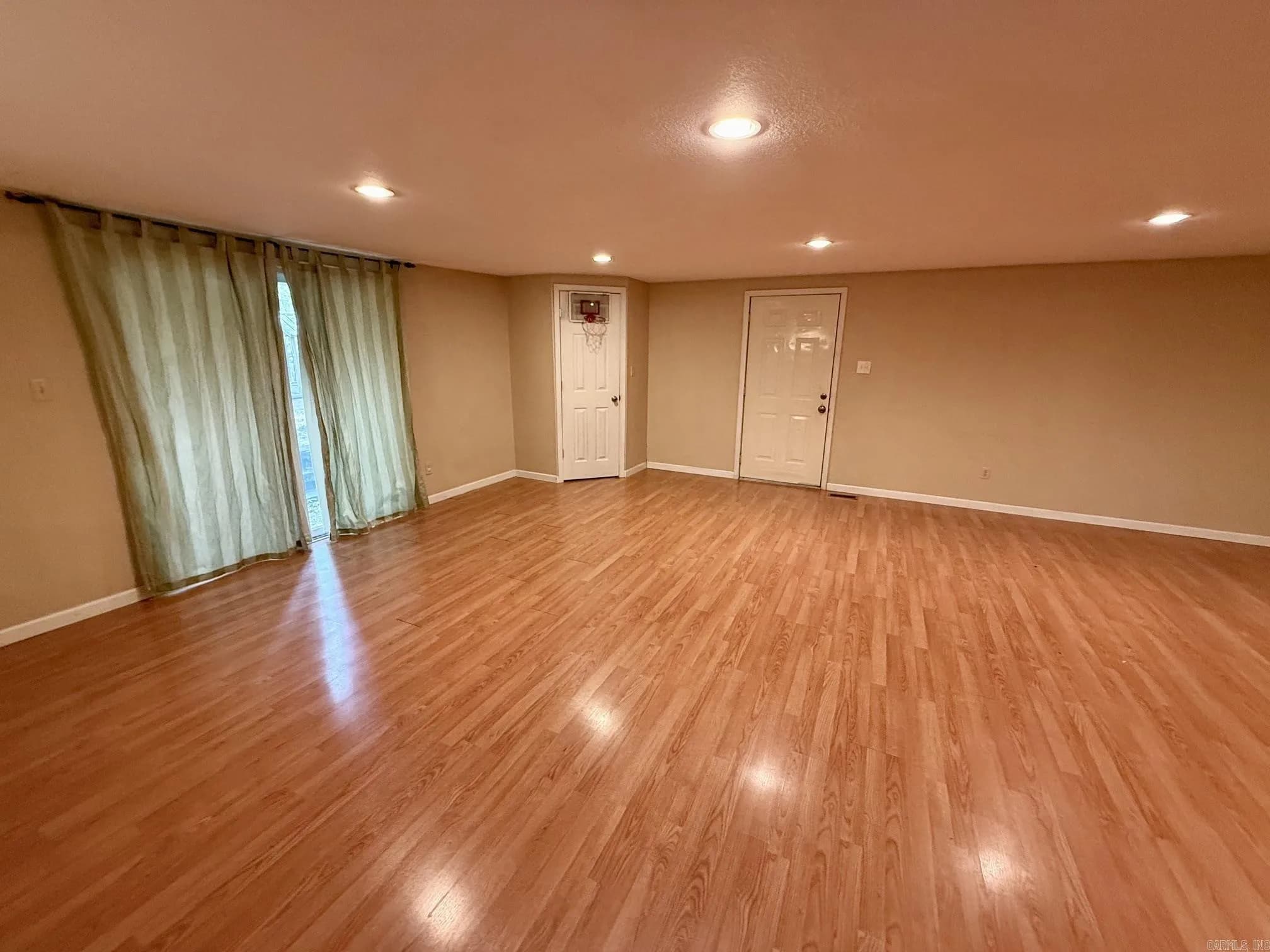 Property at 120  Knox - Image 15